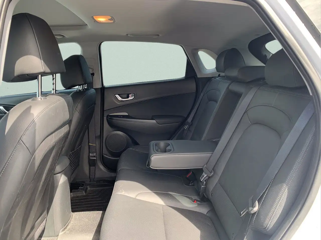 Hyundai KONA снимка Hyundai KONA