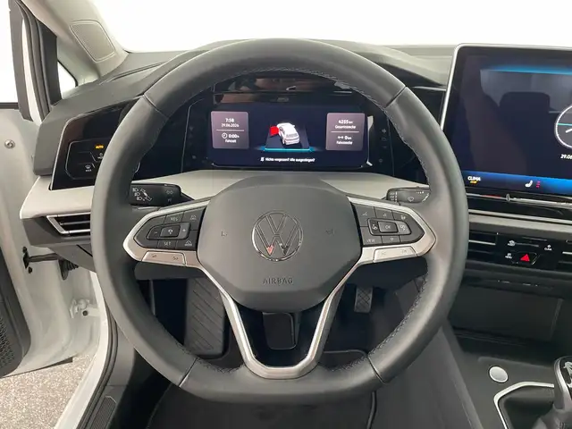 Volkswagen Golf view 13