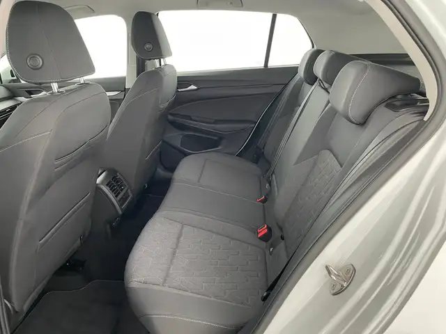 Volkswagen Golf view 11