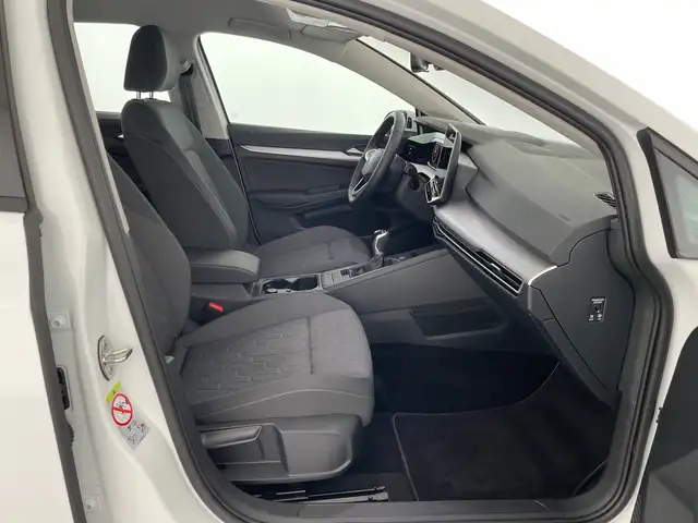 Volkswagen Golf view 10