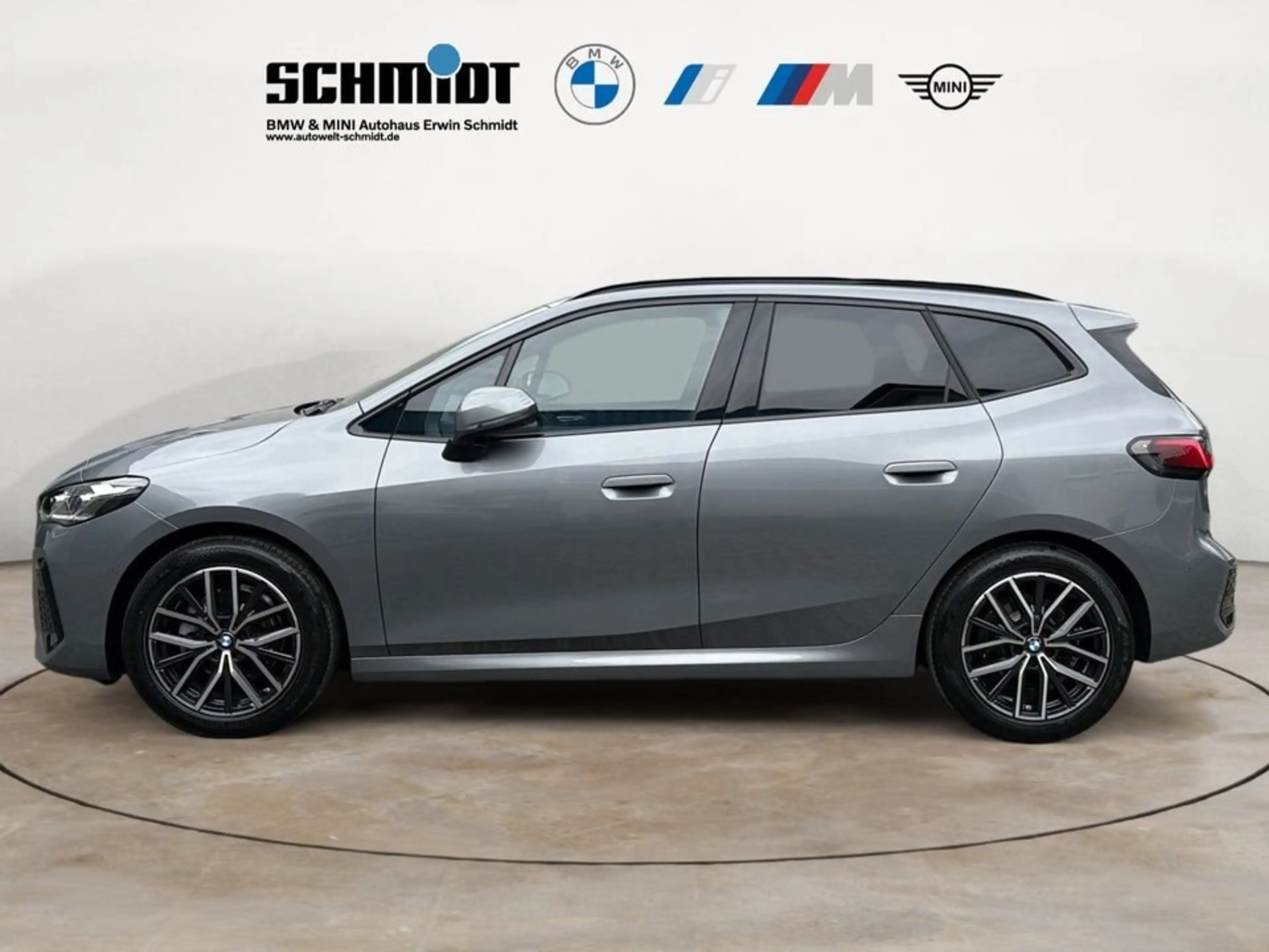 BMW 220 i Active Tourer M Sport + GARANTIE-bis-08.30 — photo 3