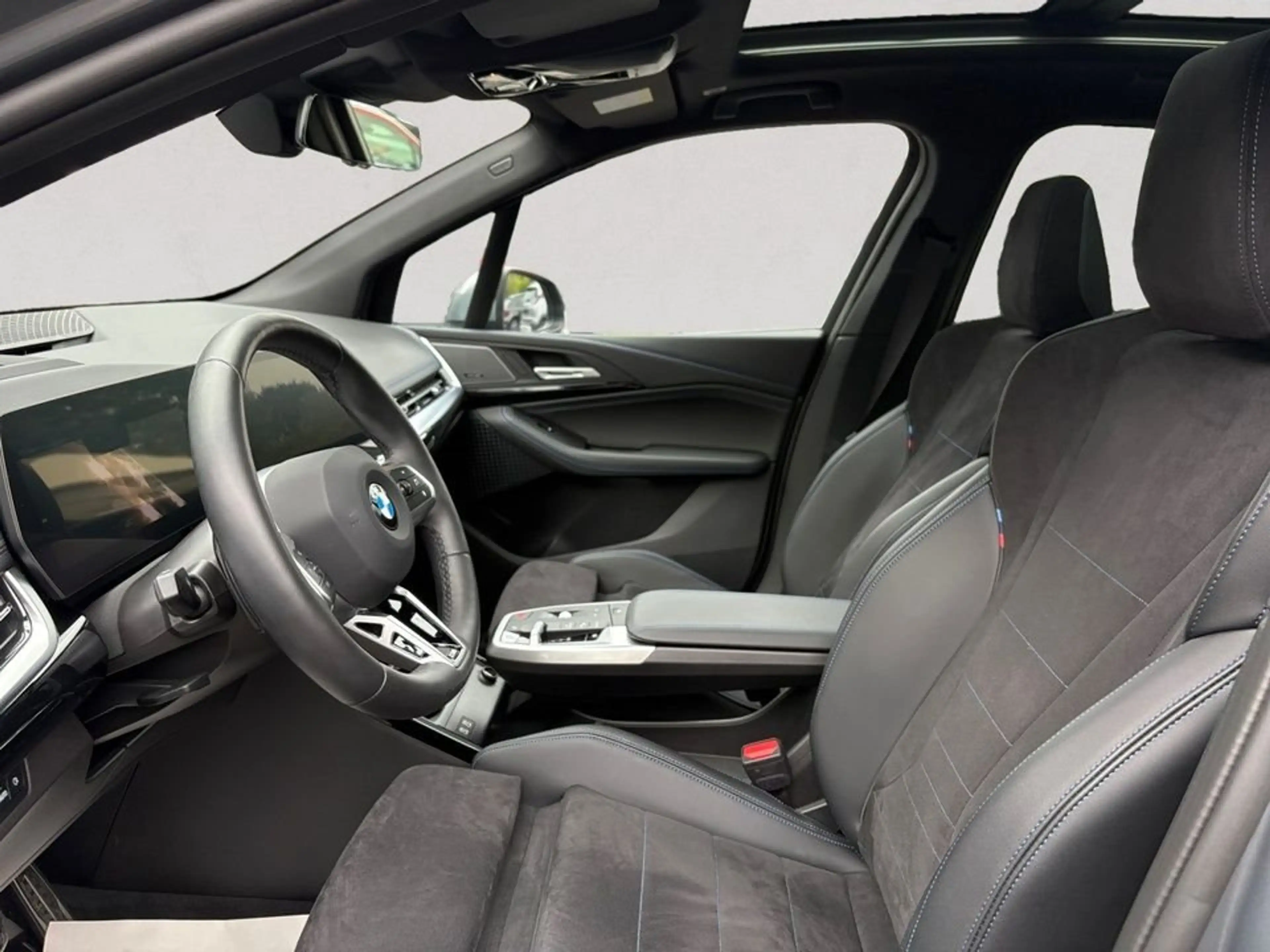 BMW 220 i Active Tourer M Sport + GARANTIE-bis-08.30 — photo 9
