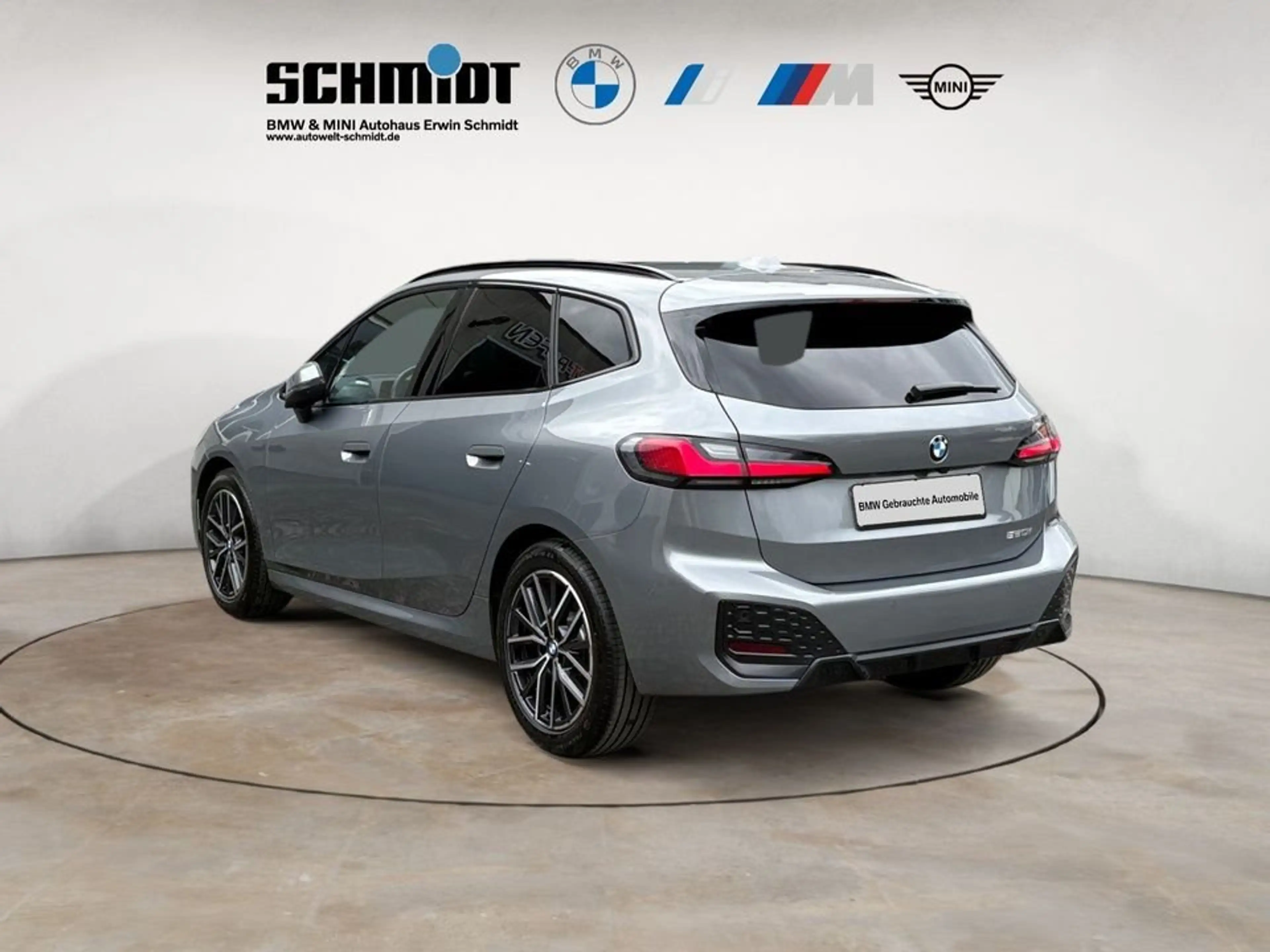BMW 220 i Active Tourer M Sport + GARANTIE-bis-08.30 — photo 4