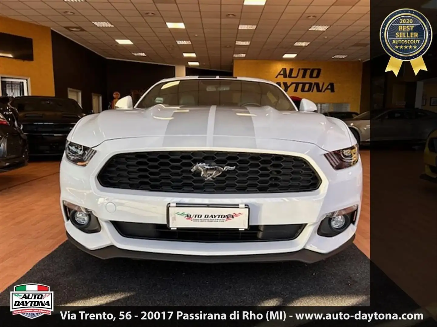 Ford Mustang Fastback 2.3 EcoBoost  EUROPEA White - 1