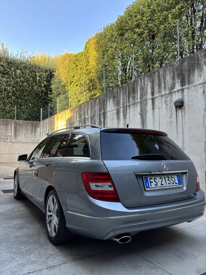 Mercedes-Benz C 220