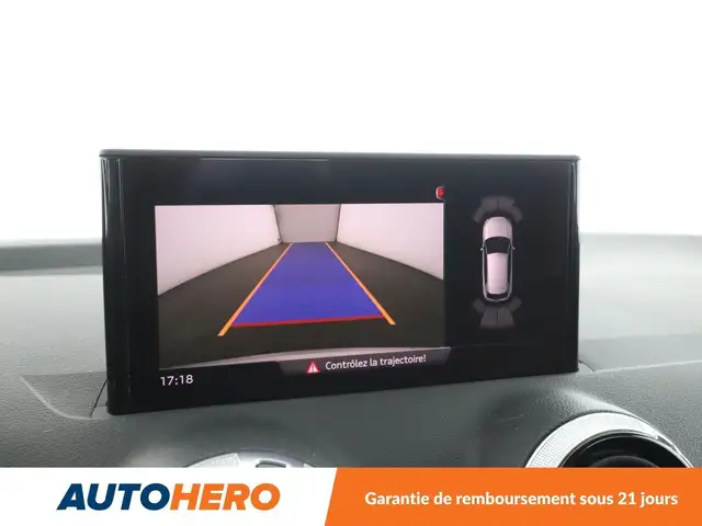 Audi Q2 view 25