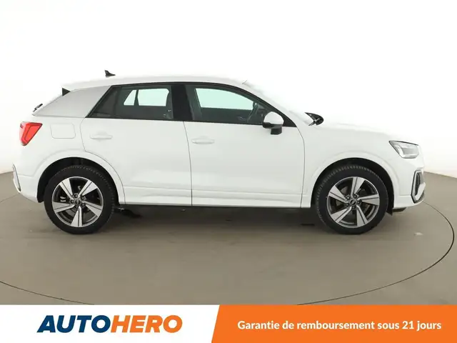 Audi Q2 view 7