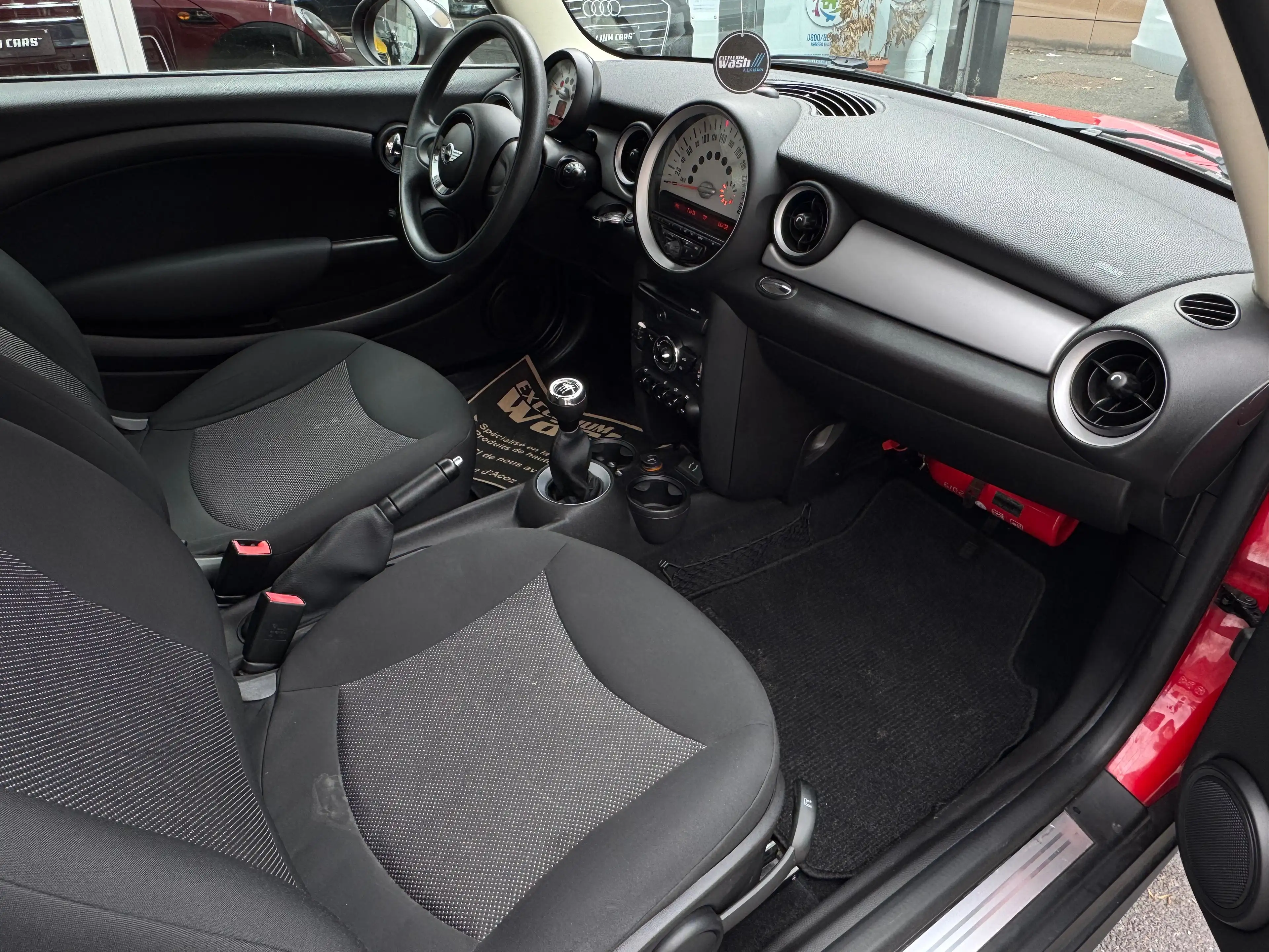 MINI Cooper D 1.6 D Jante Airco 6 Vitesses Tres Propre Garantie — photo 10