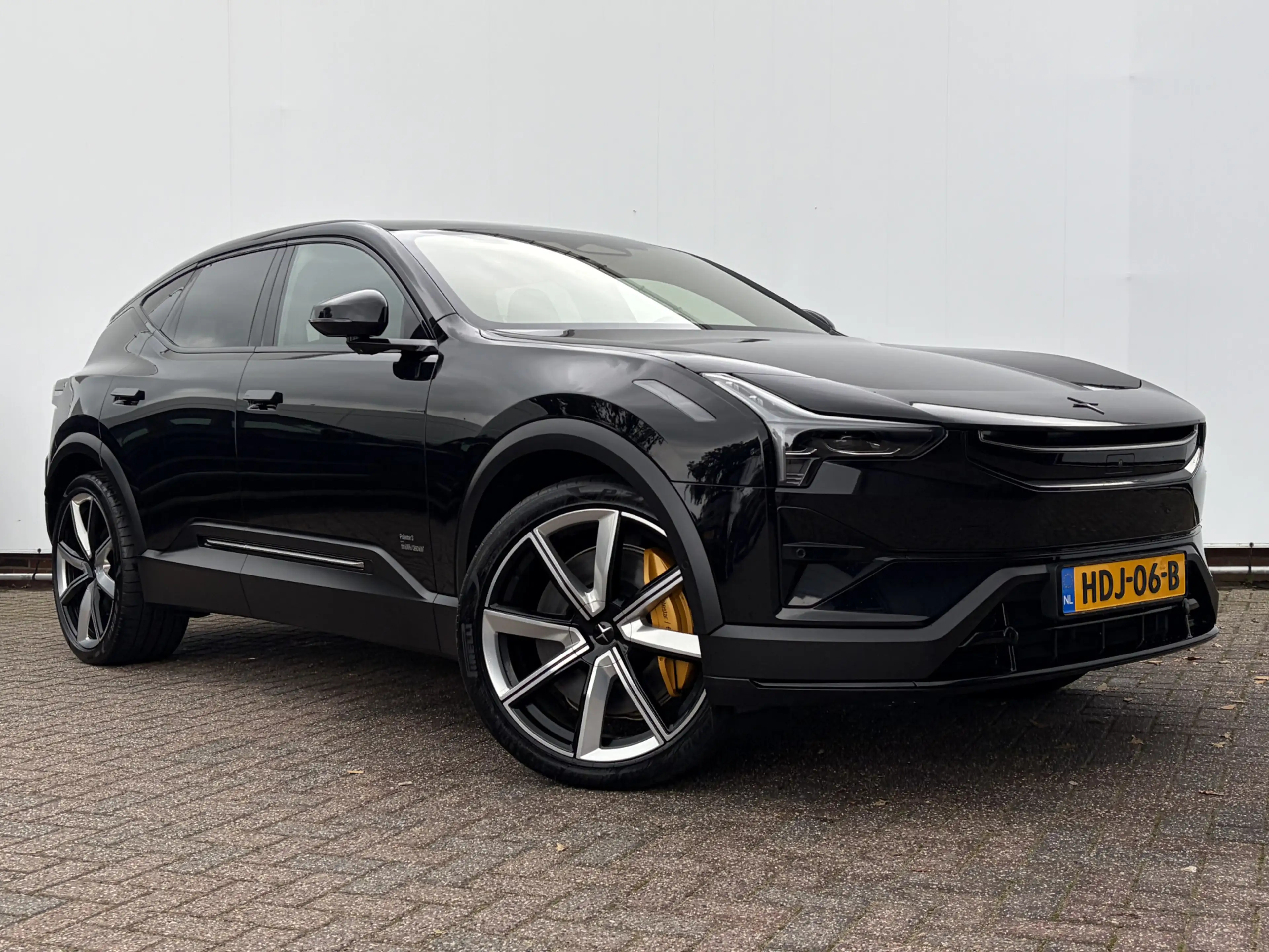 Polestar 3 Long range Dual motor 111 kWh 360° 22Inch B&W 1Eig — photo 12