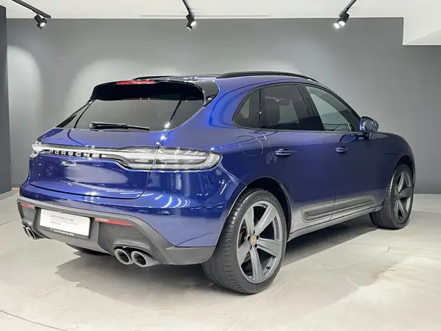 Porsche Macan view 5