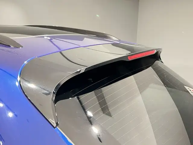 Porsche Macan view 11