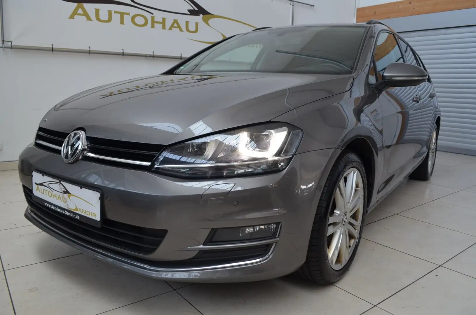 Volkswagen Golf VII Highline 2.0 TDI DSG ~Navi~LED~AHK~CAM Grigio - 2