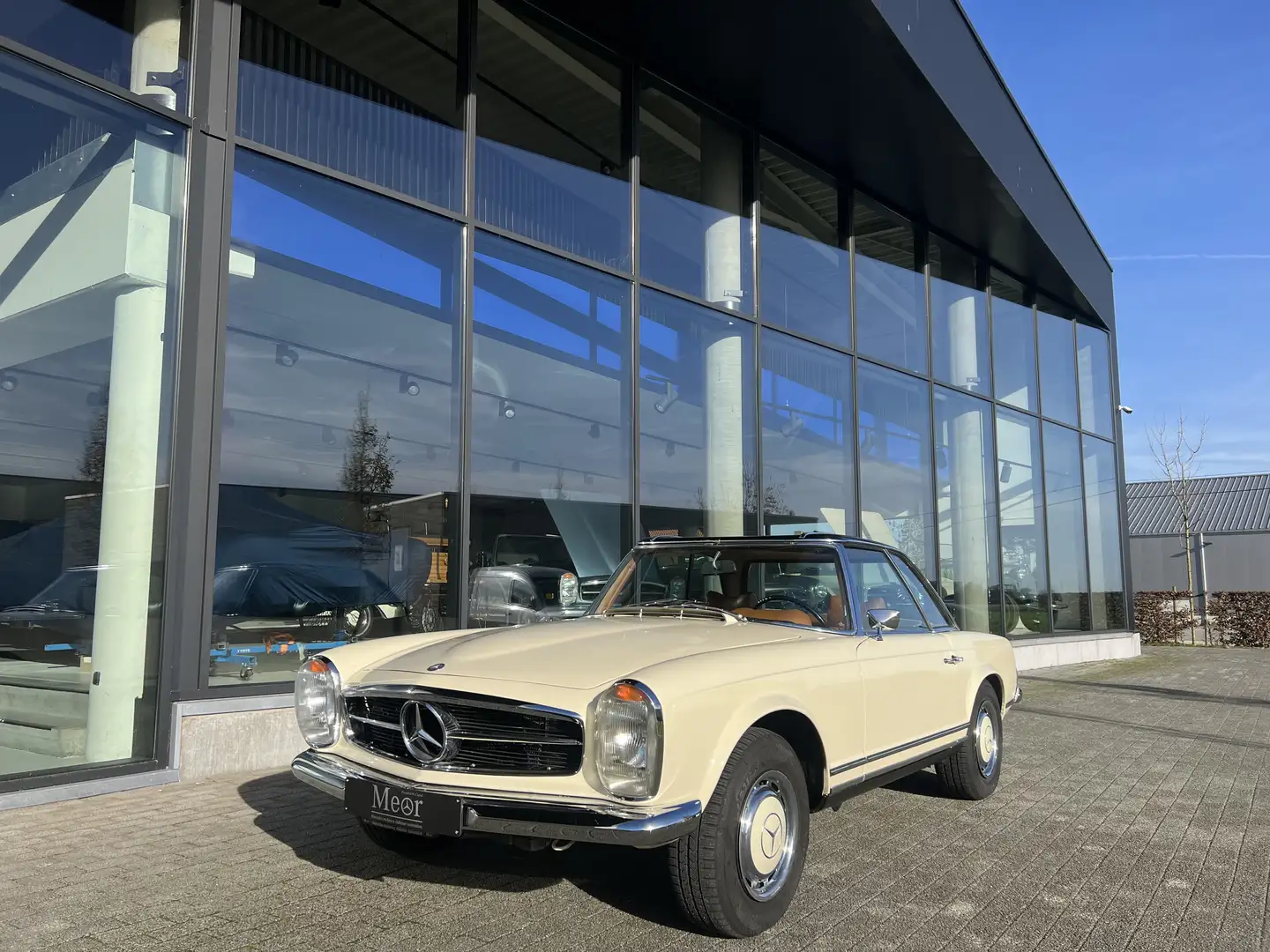 Mercedes-Benz SL 280 - 2