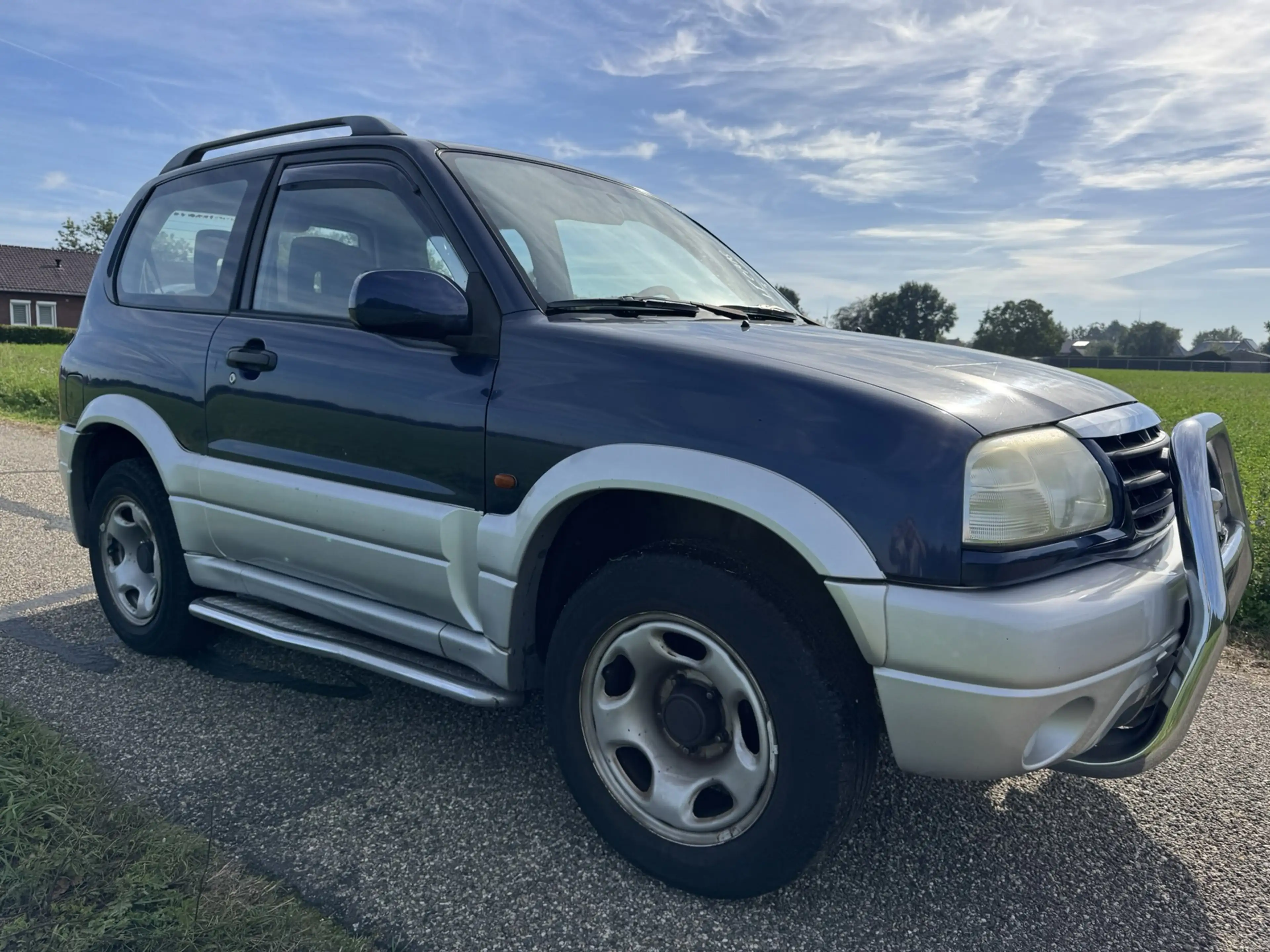 Suzuki Grand Vitara 1.6 Metal Top Wide Body|Nieuwe APK| — photo 2