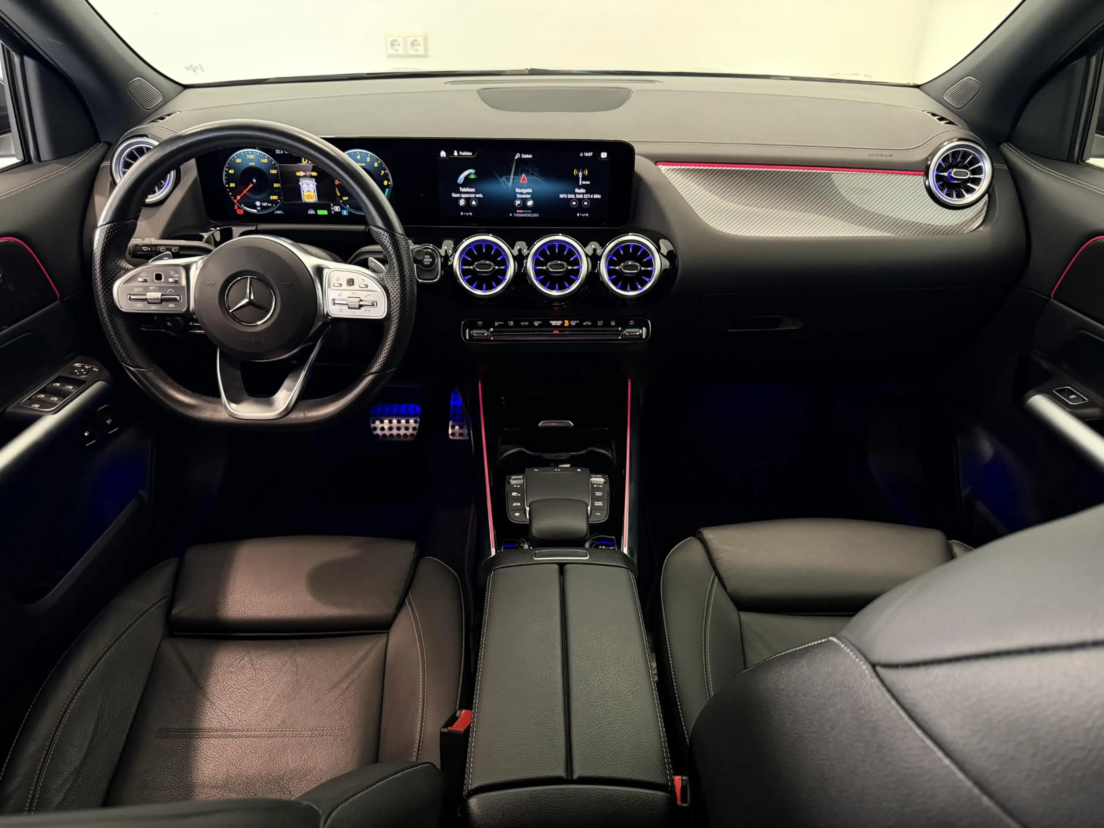 Mercedes-Benz GLA 250 e AMG Line | Panoramadak | 95% SOH | Leder | Elekt — photo 3