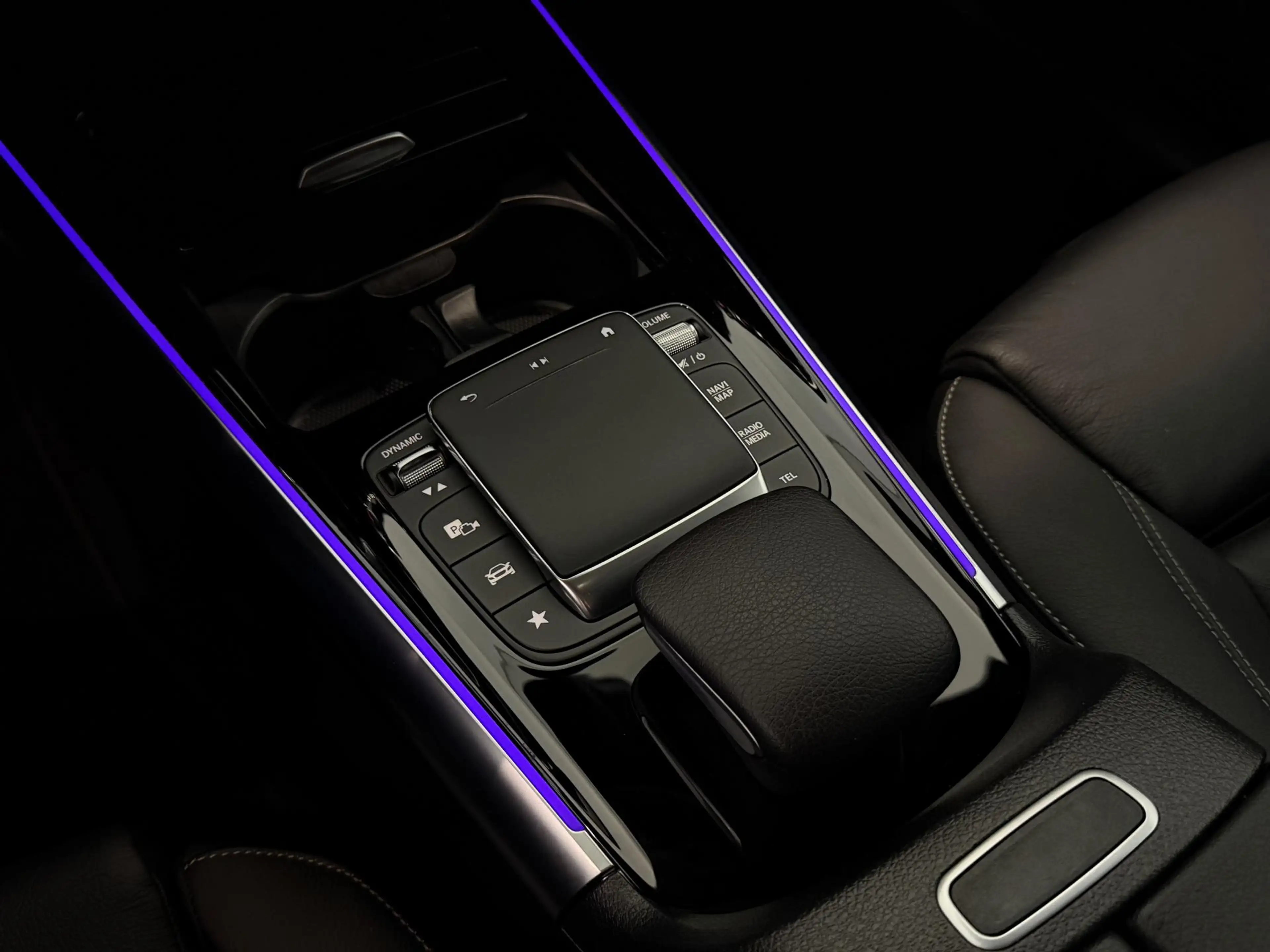 Mercedes-Benz GLA 250 e AMG Line | Panoramadak | 95% SOH | Leder | Elekt — photo 35