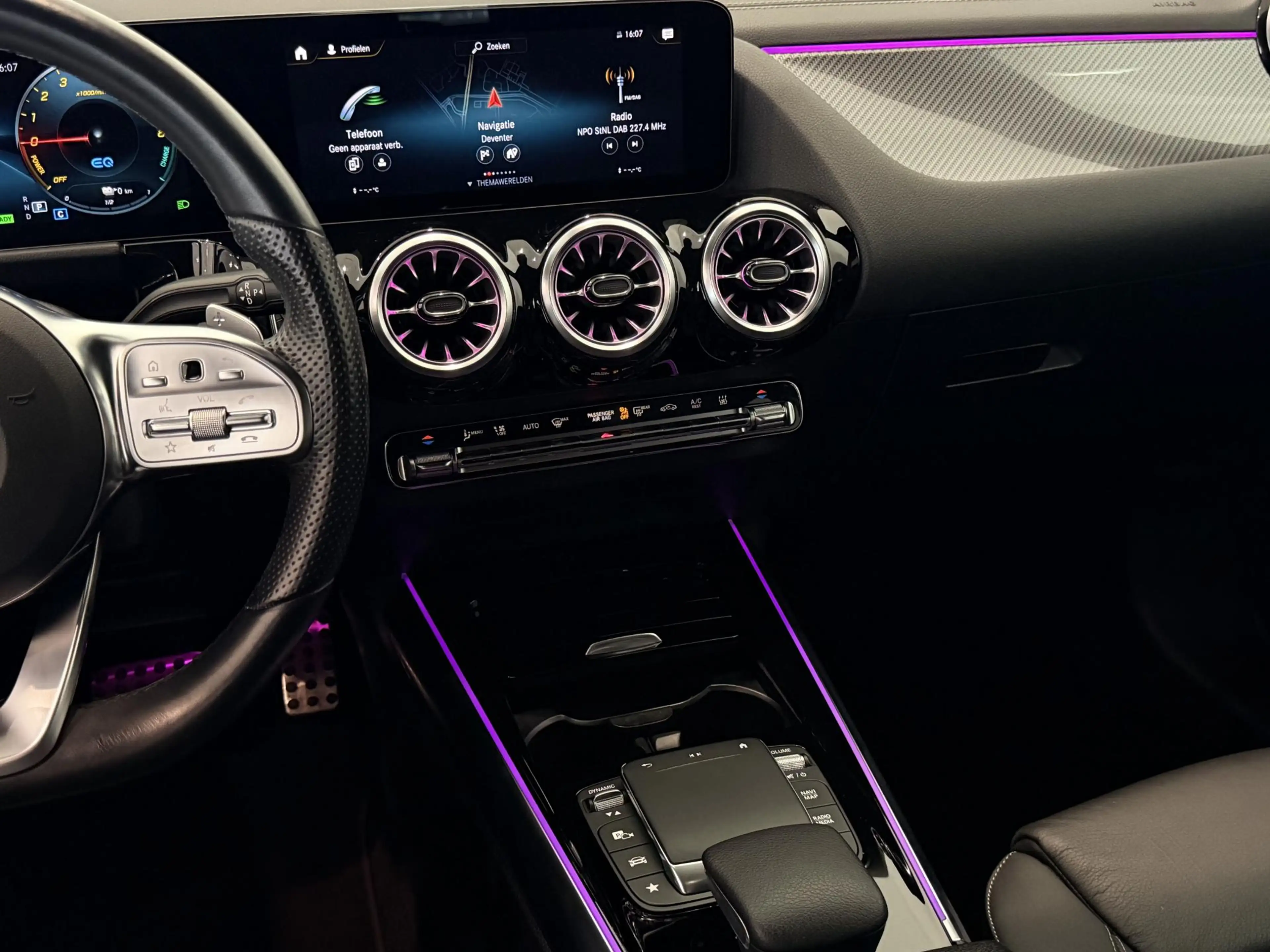 Mercedes-Benz GLA 250 e AMG Line | Panoramadak | 95% SOH | Leder | Elekt — photo 11