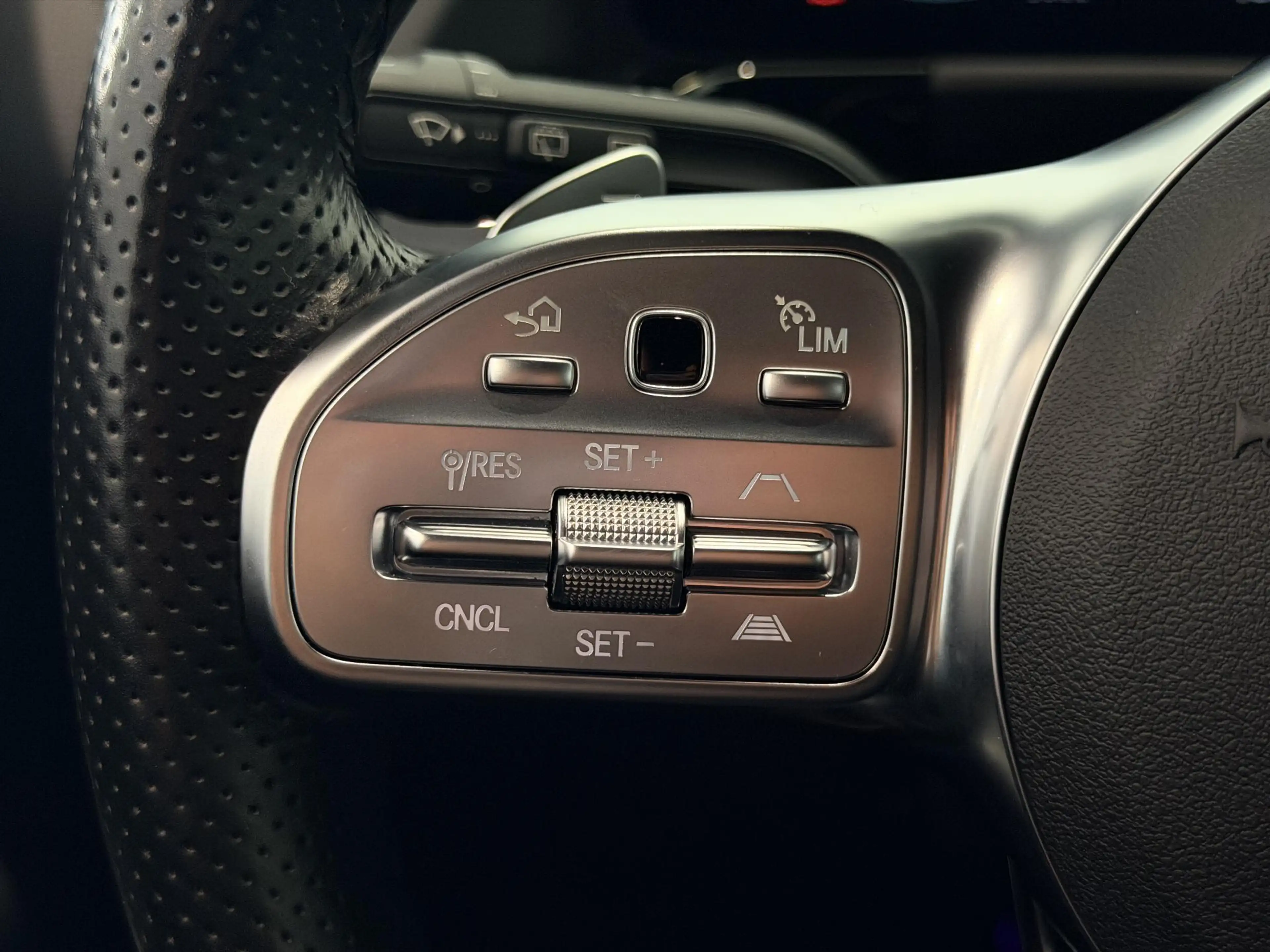 Mercedes-Benz GLA 250 e AMG Line | Panoramadak | 95% SOH | Leder | Elekt — photo 20