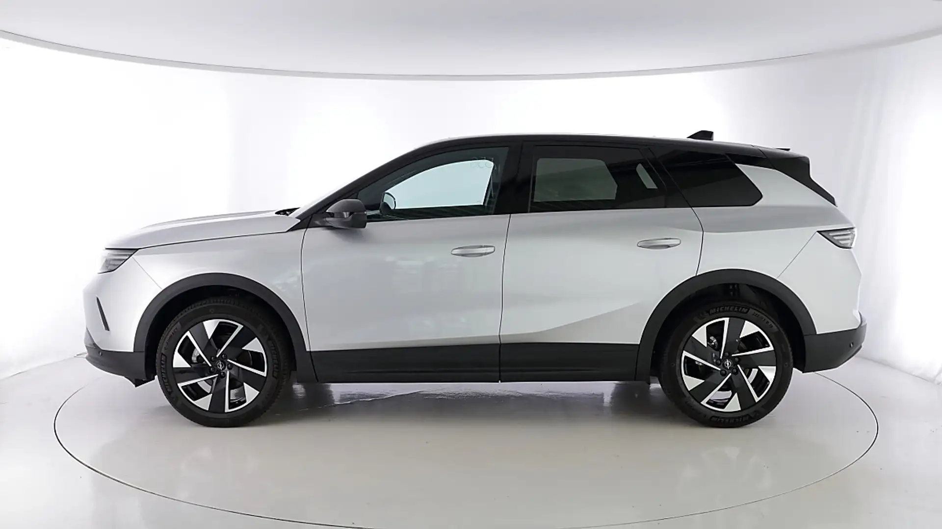 Opel Grandland P.dach. AGR-Sitze. Sitz- & Lenkhzg. Navi Schwarz - 2