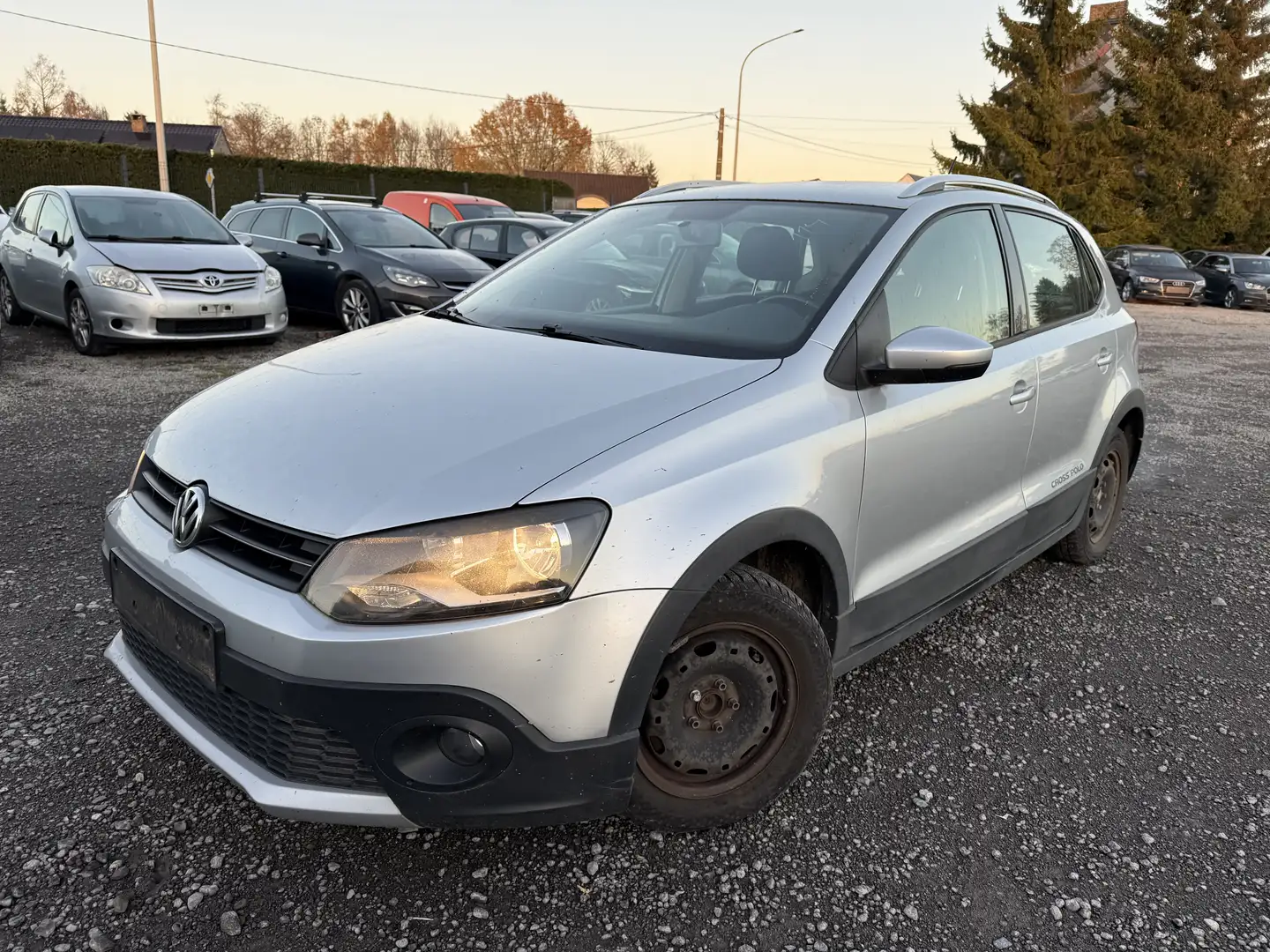 Volkswagen Polo Cross Crosspolo 1.6 CR TDi Grijs - 2
