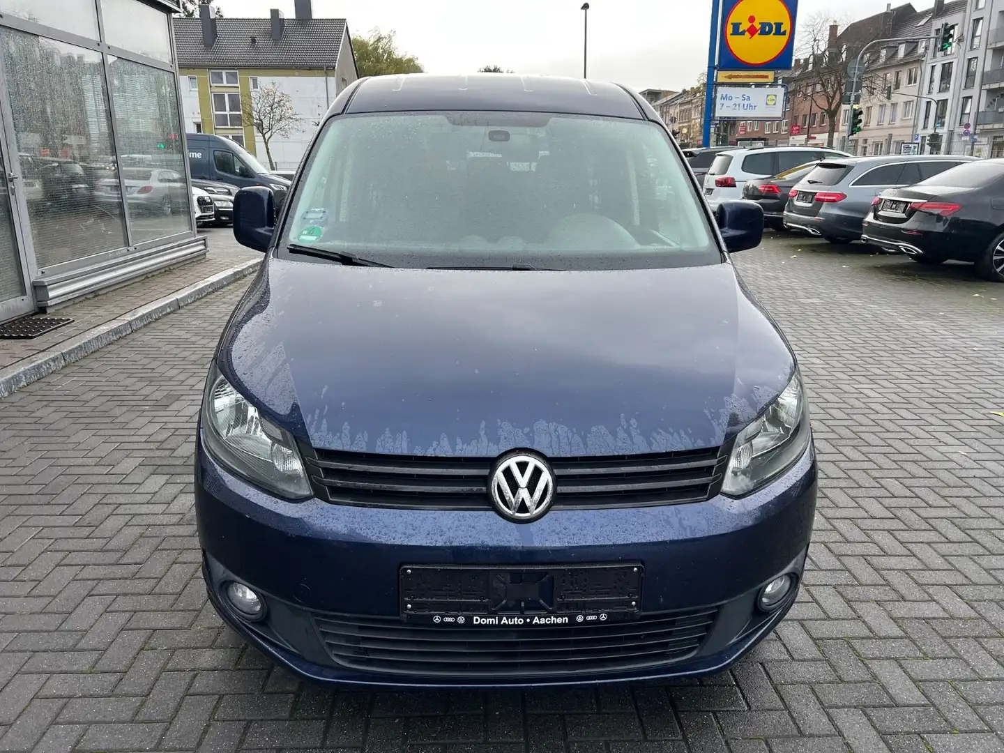 Volkswagen Caddy /Kombi Maxi Trendline BMT/ 7 Sitzer Blau - 2