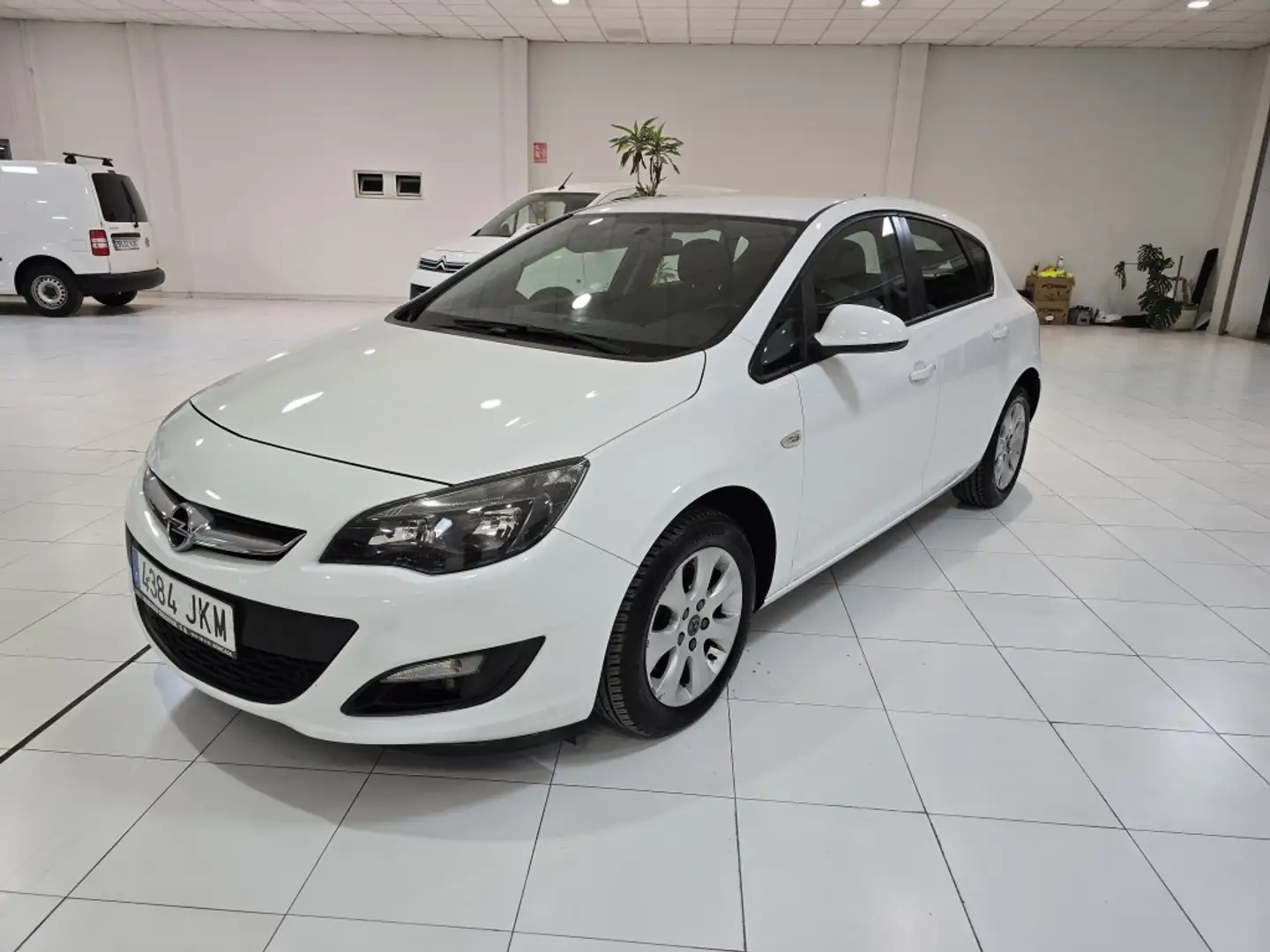 Opel Astra 1.6CDTi S/S Excellence 110 Blanc - 1