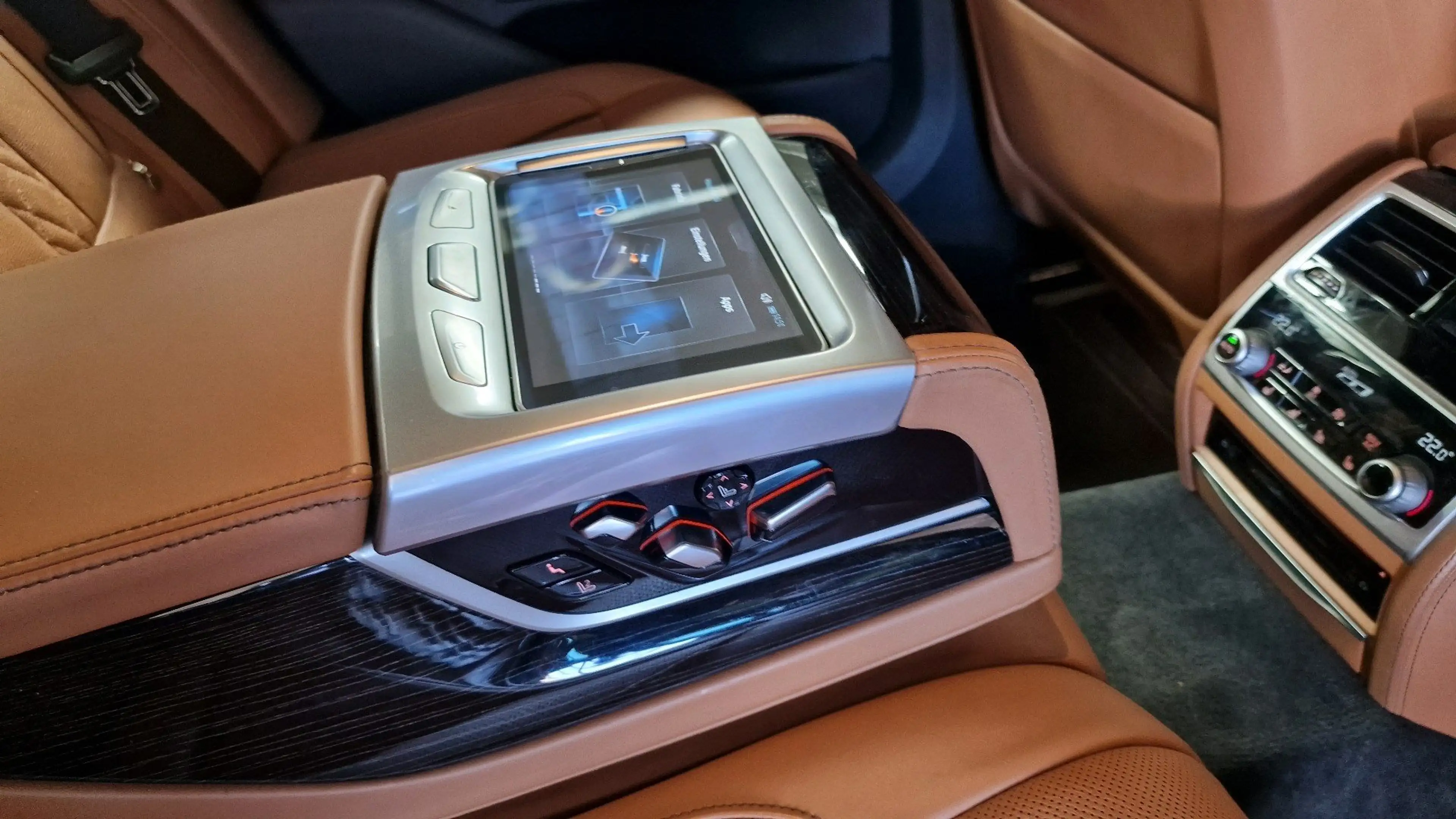 BMW 730 d AHK 20 Zoll — photo 10