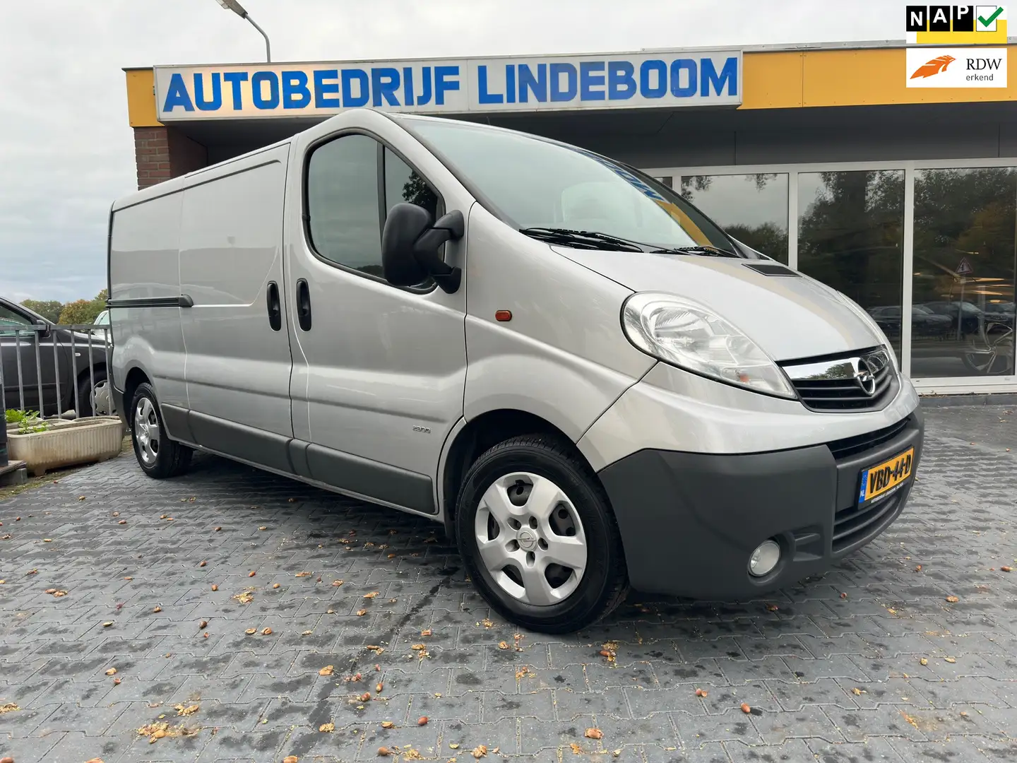Opel Vivaro 2.0 CDTI L2H1 Trekhaak Nieuwe koppeling Led binnen Grijs - 1