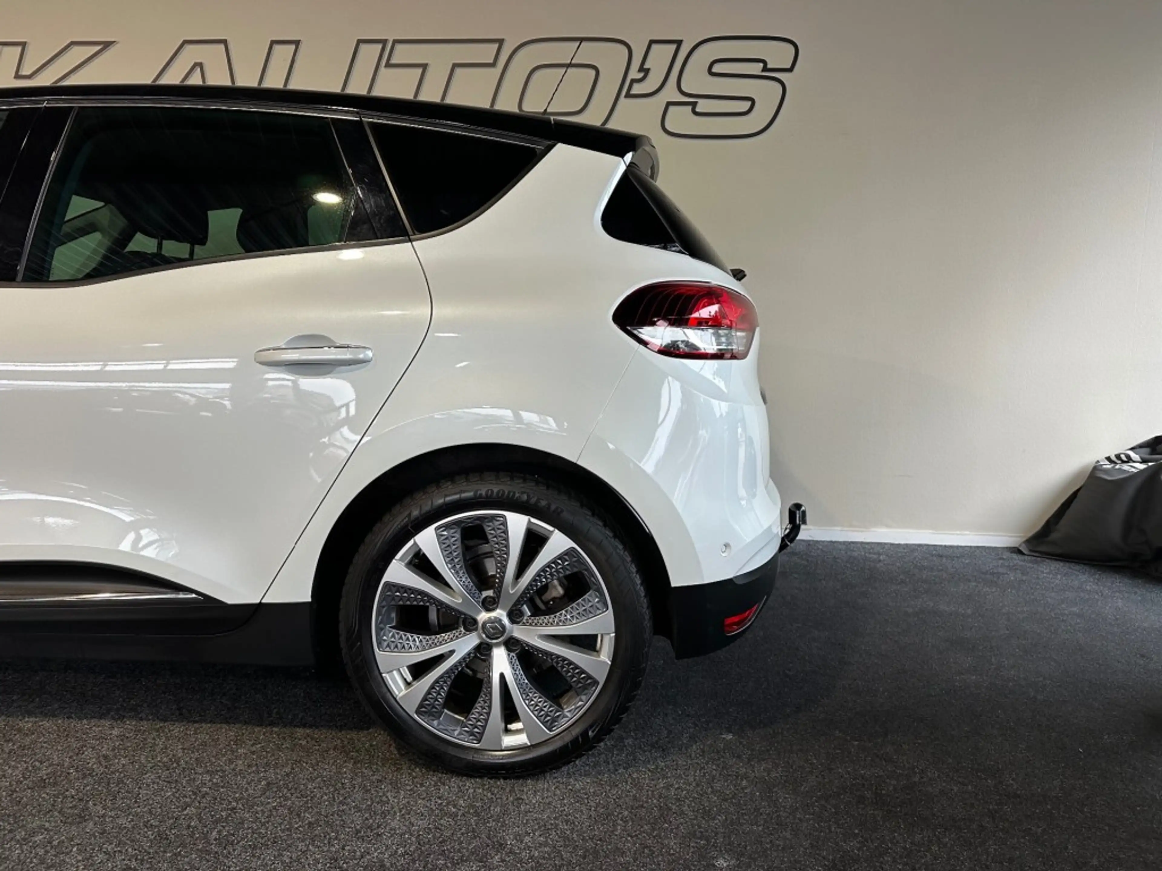 Renault Scenic 1.2 TCE COLLECTION l NAP l TREKHAAK l NAVI l CLIMA — photo 10
