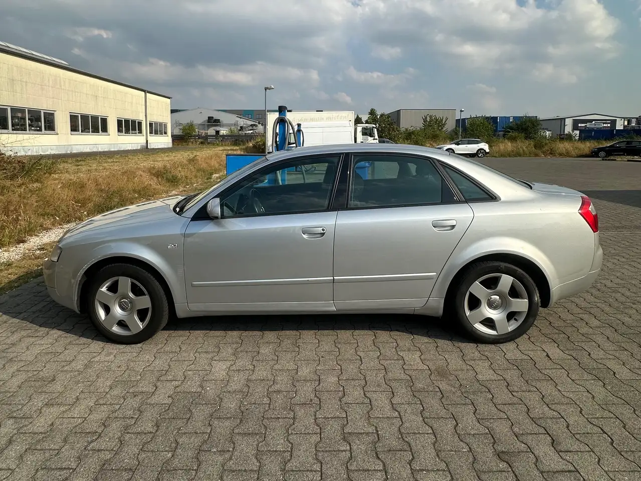 Audi A4 2.0, foto 3