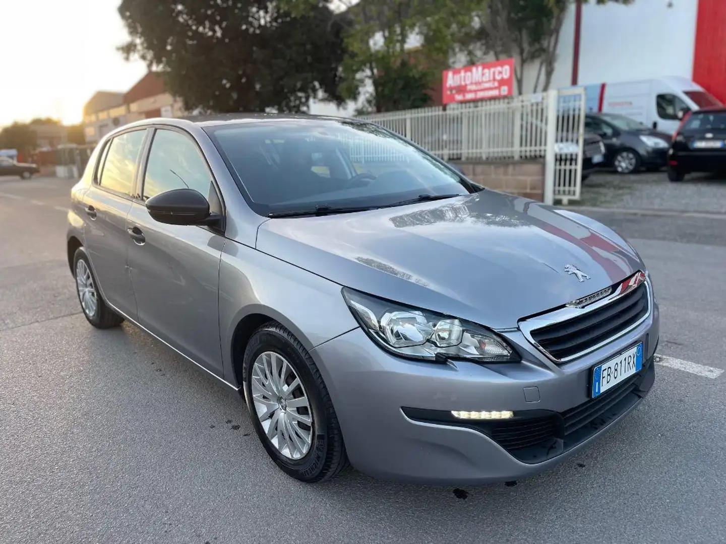 Peugeot 308 BlueHDi 100 S&S Access Gris - 1