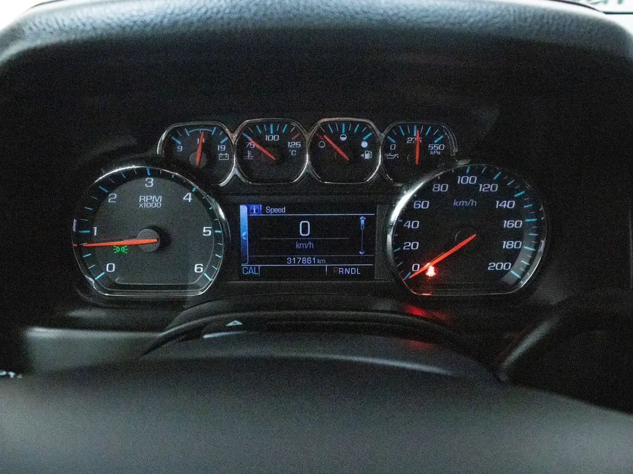 GMC Yukon снимка GMC Yukon