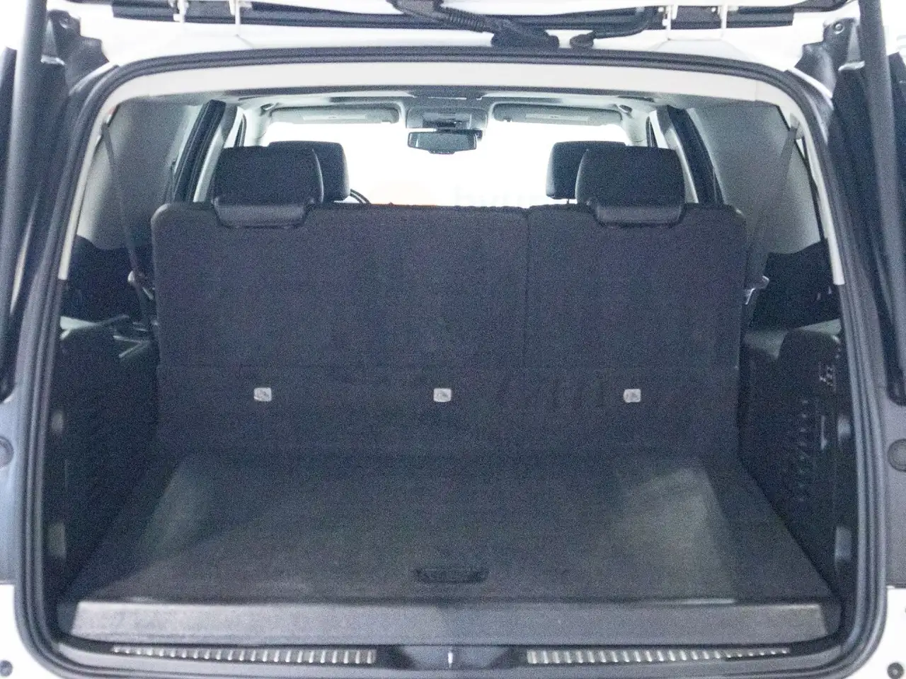 GMC Yukon снимка GMC Yukon
