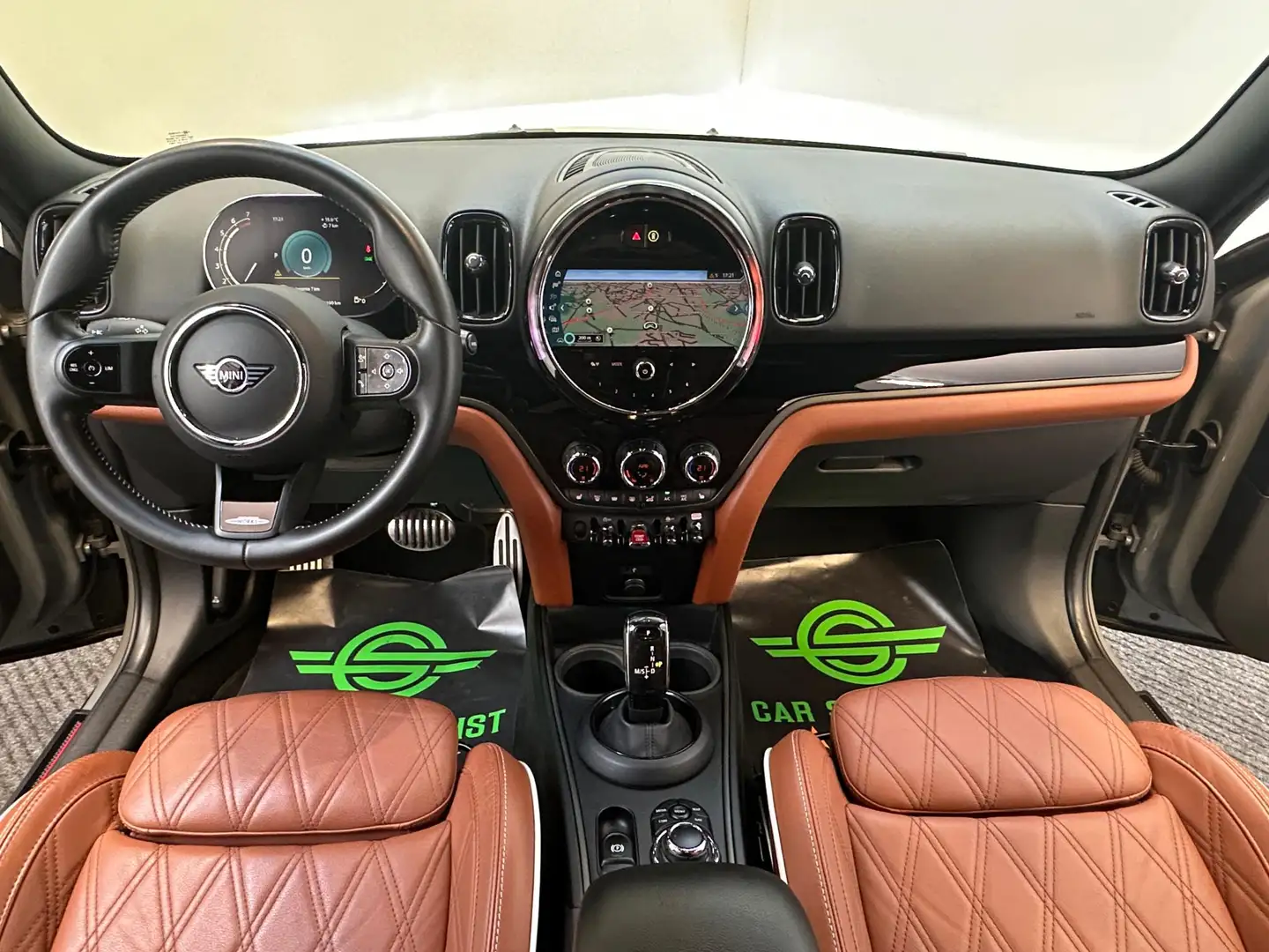 MINI Cooper Countryman 1.5 ALL4 Hype JCW PELLE|SERVICE|CARPLAY|LED|19' Gris - 2