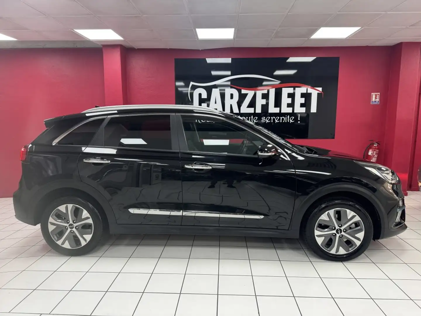 Kia Niro SUV E- PHASE 2 PREMIUM 204cv/GARANTIE KIA Schwarz - 2