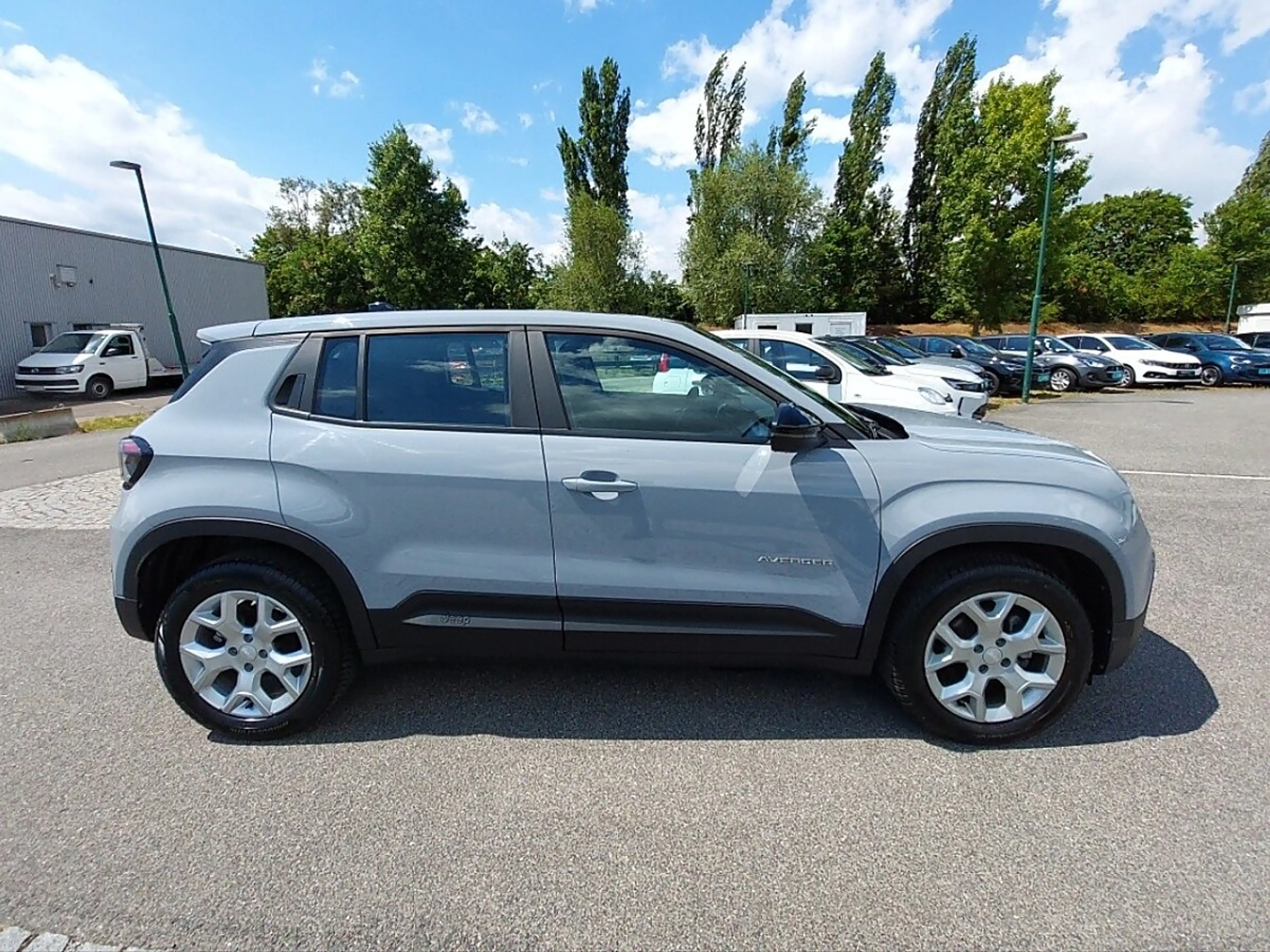 Jeep Avenger AVENGER GSE ALTITUDE — photo 4