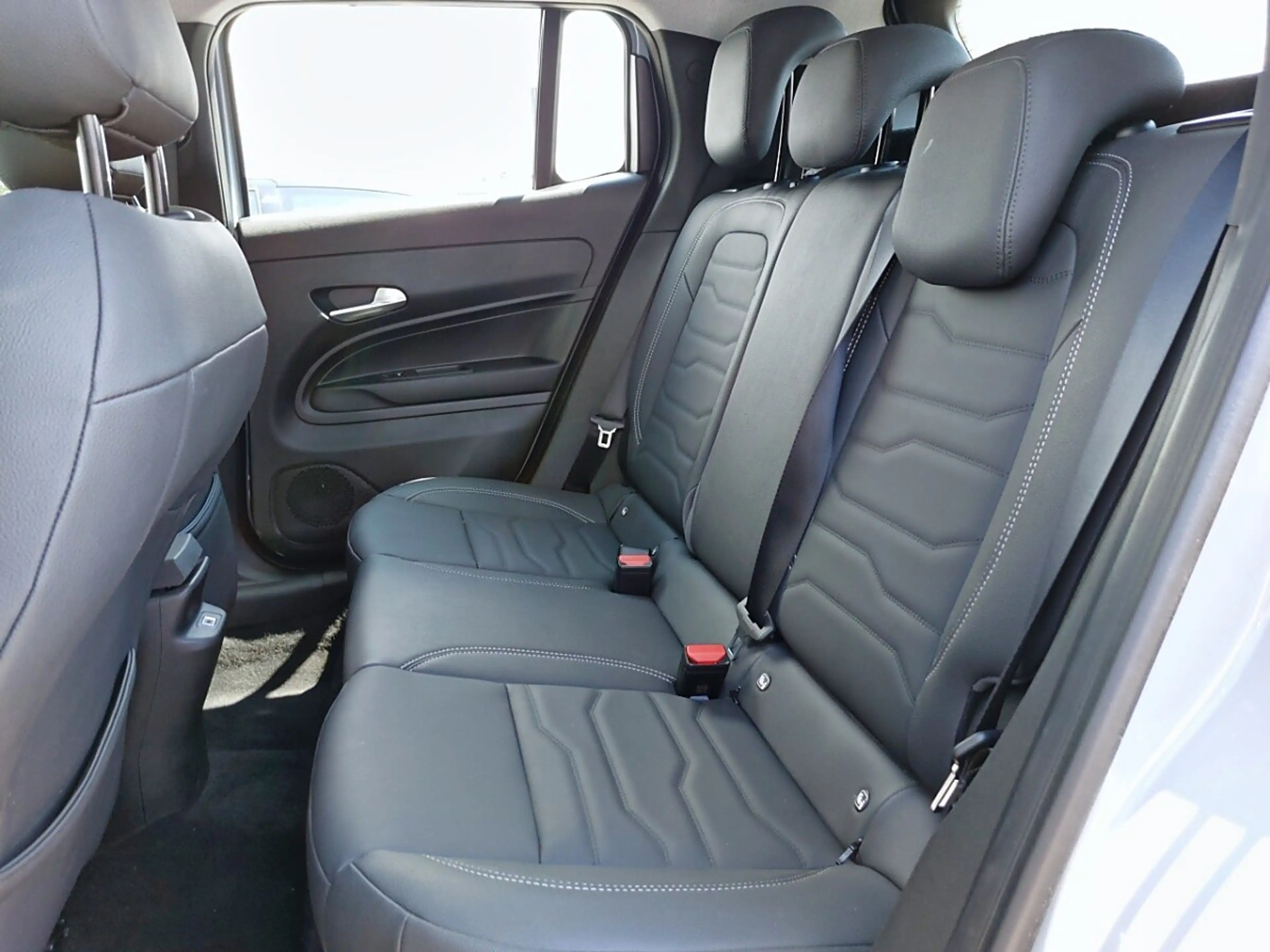 Jeep Avenger AVENGER GSE ALTITUDE — photo 10