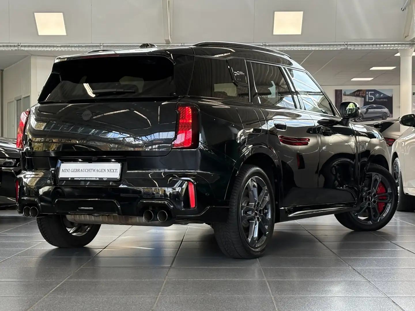 MINI John Cooper Works Countryman John Cooper Works DA Prof PA+ H/K Pano HuD LED Schwarz - 2