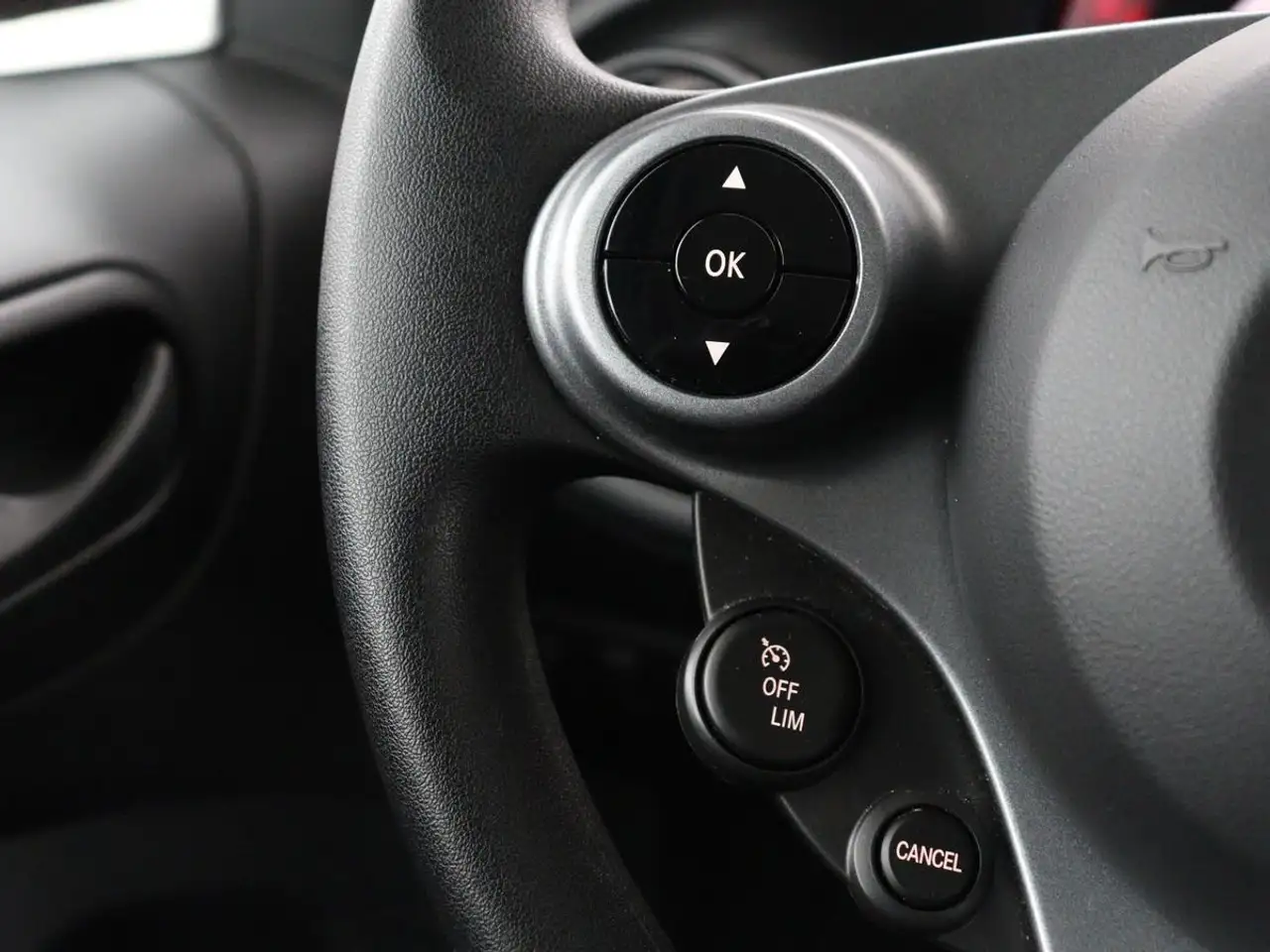 smart forTwo 2021 — фото 15
