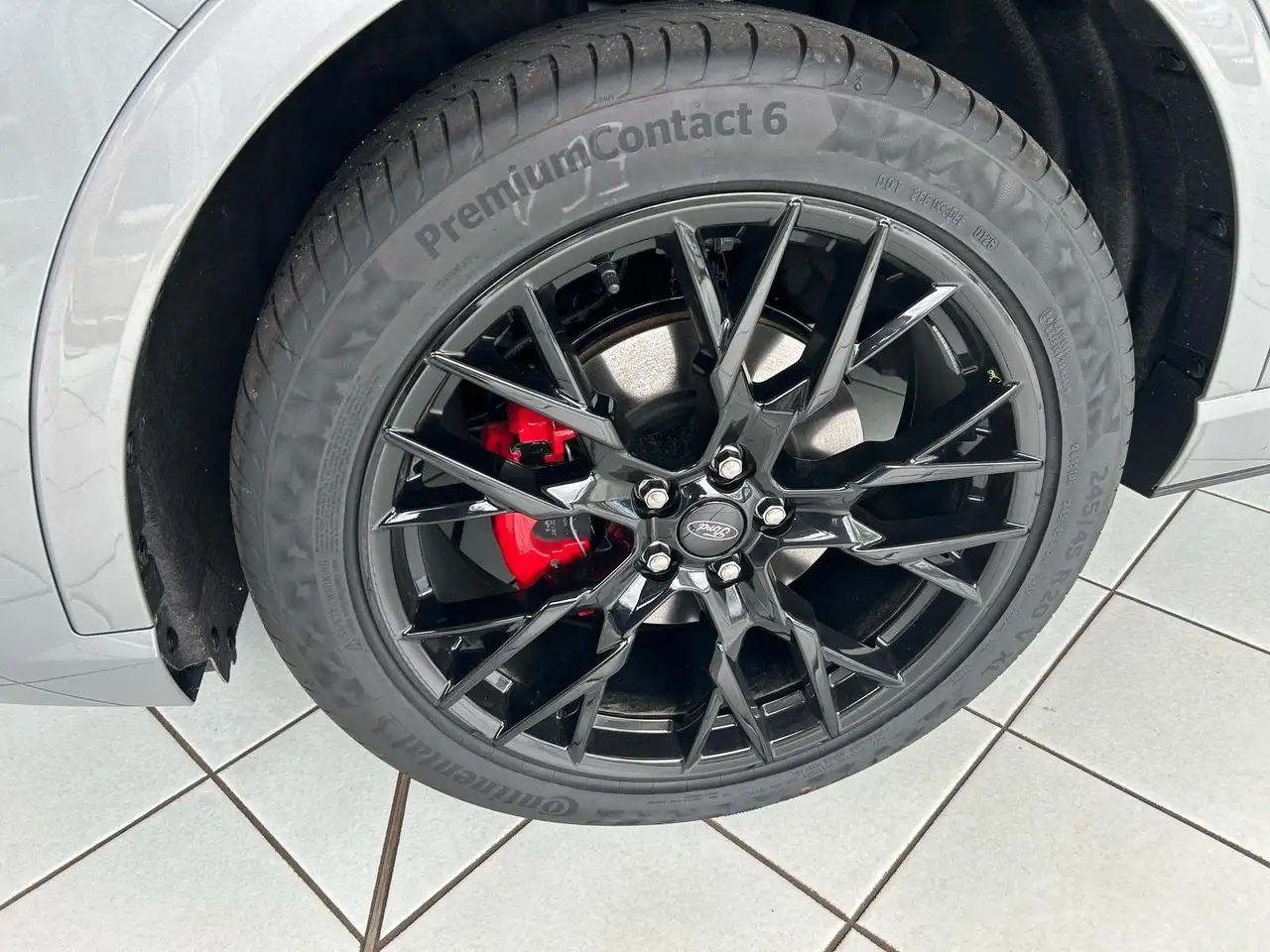 Ford Kuga Hybrid ST-Line X 3