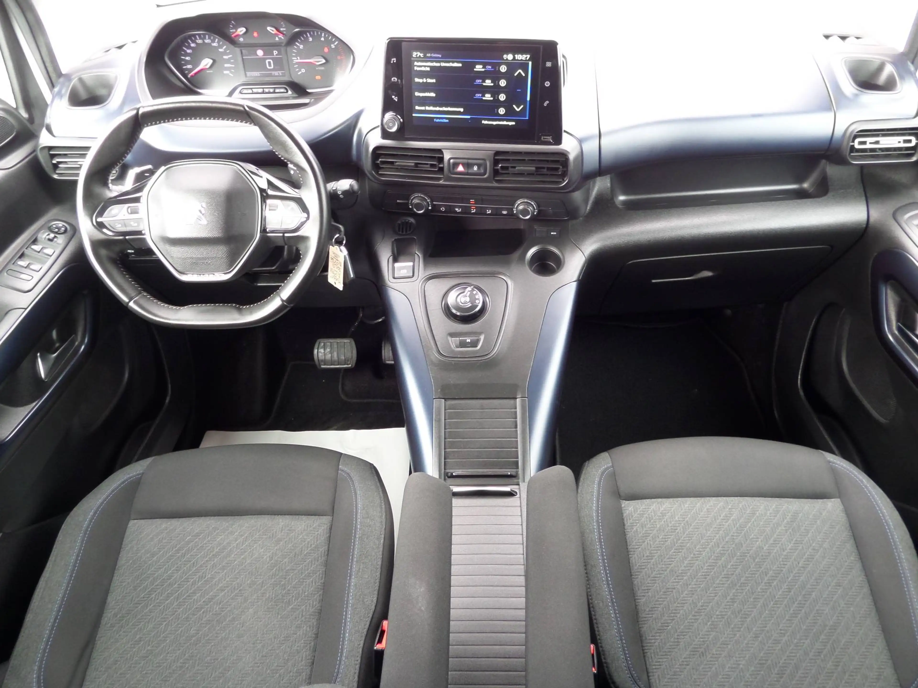 Peugeot Rifter Allure Pack L2+Zahnriemen-NEU+7-Sitzer+AHK+Cam+Navi+Klima+PDC+Tempo+1. Hand — photo 9