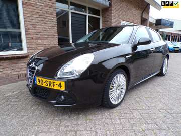 1.4 T Distinctive Automaat