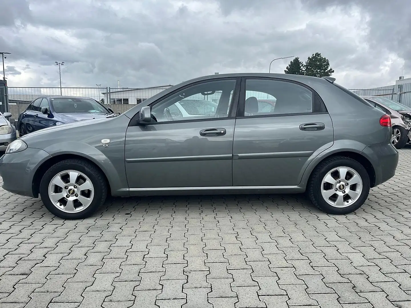 Chevrolet Lacetti 1,6 SX/2 Vorbesitzer/PICKERL 09/2026/ Szary - 2