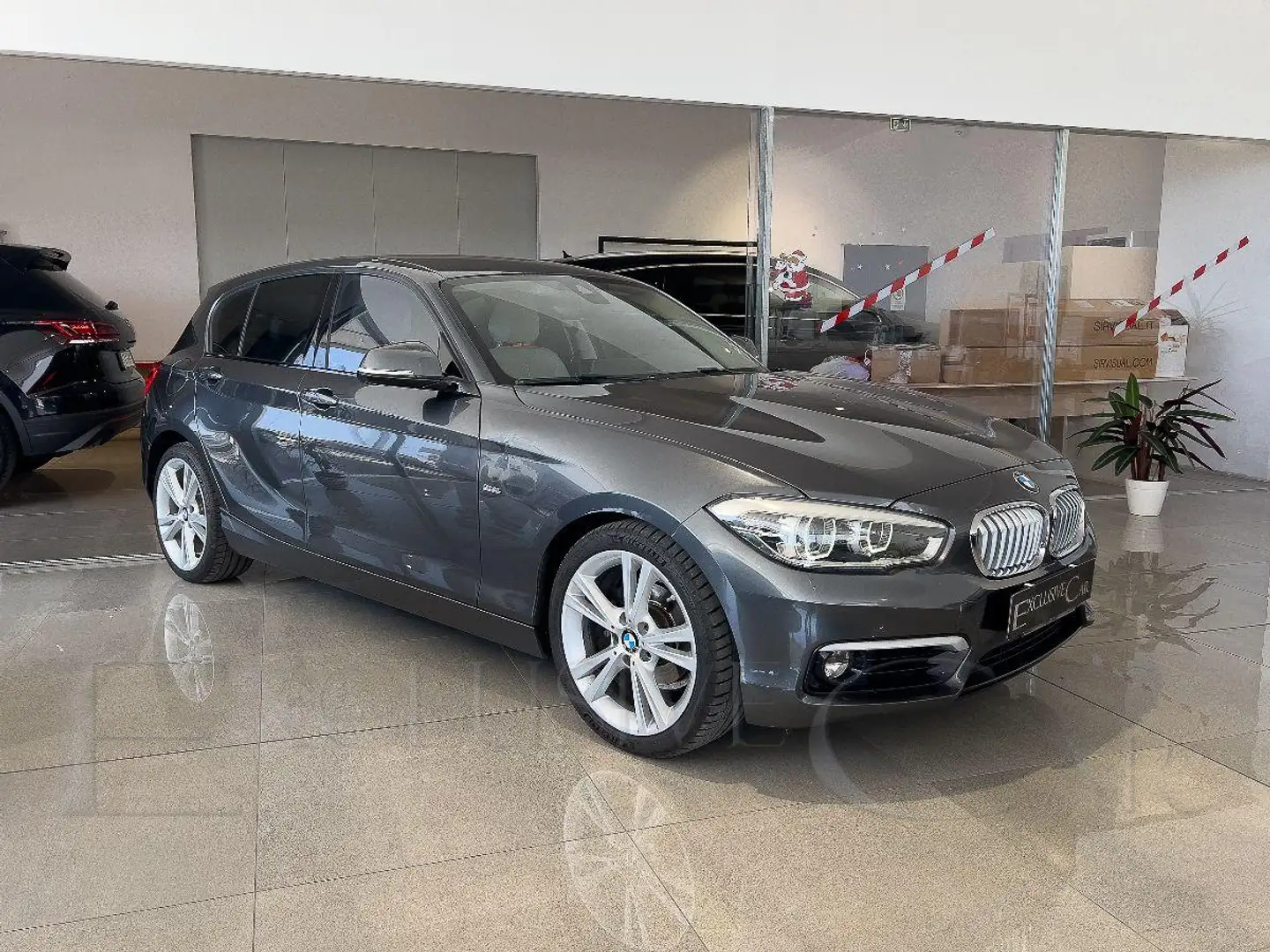 BMW 118 d 5p. Urban Grigio - 1