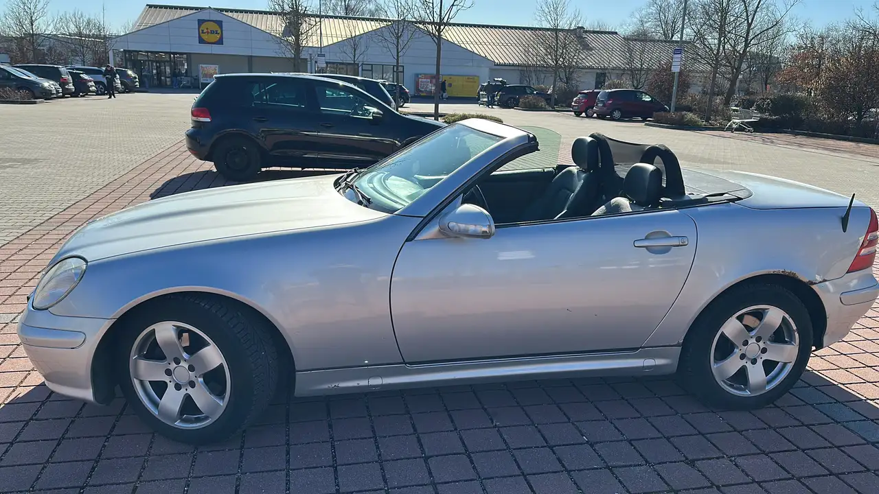 Mercedes-Benz SLK 200