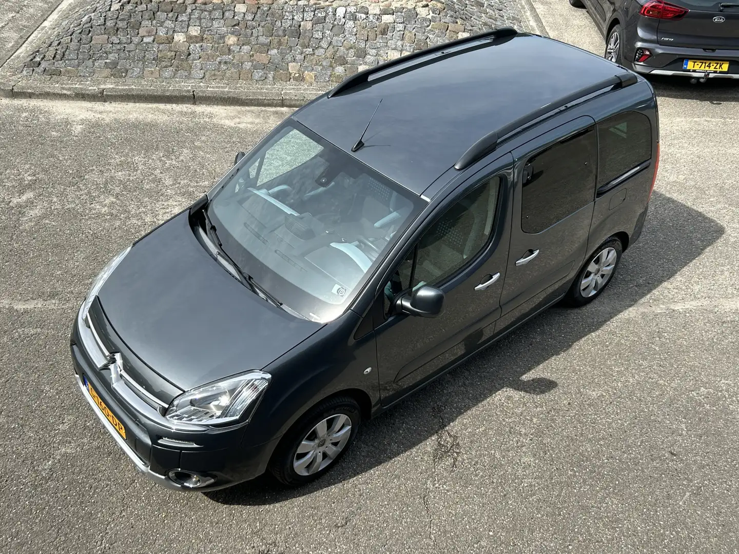 Citroen Berlingo 1.6 VTi Tendance NAVI CRUISE ECC TREKHAAK Grijs - 2