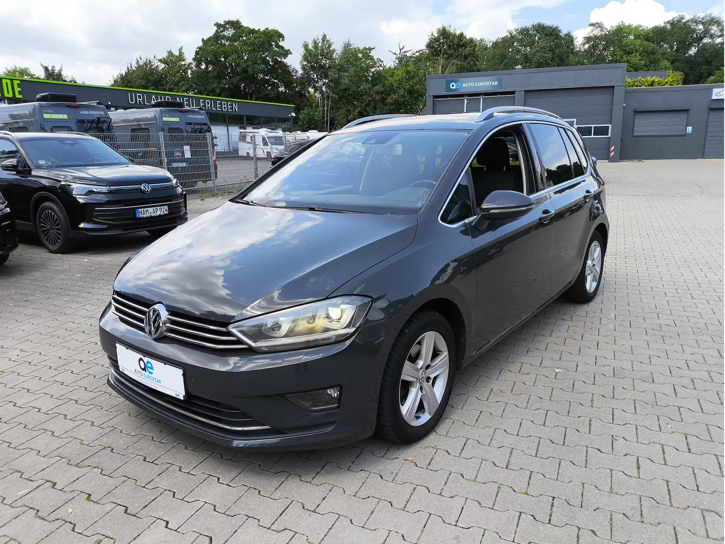 Volkswagen Golf Sportsvan 1.6TDI *BiXenon*AHK*Nav*ACC*DSG* Grigio - 1