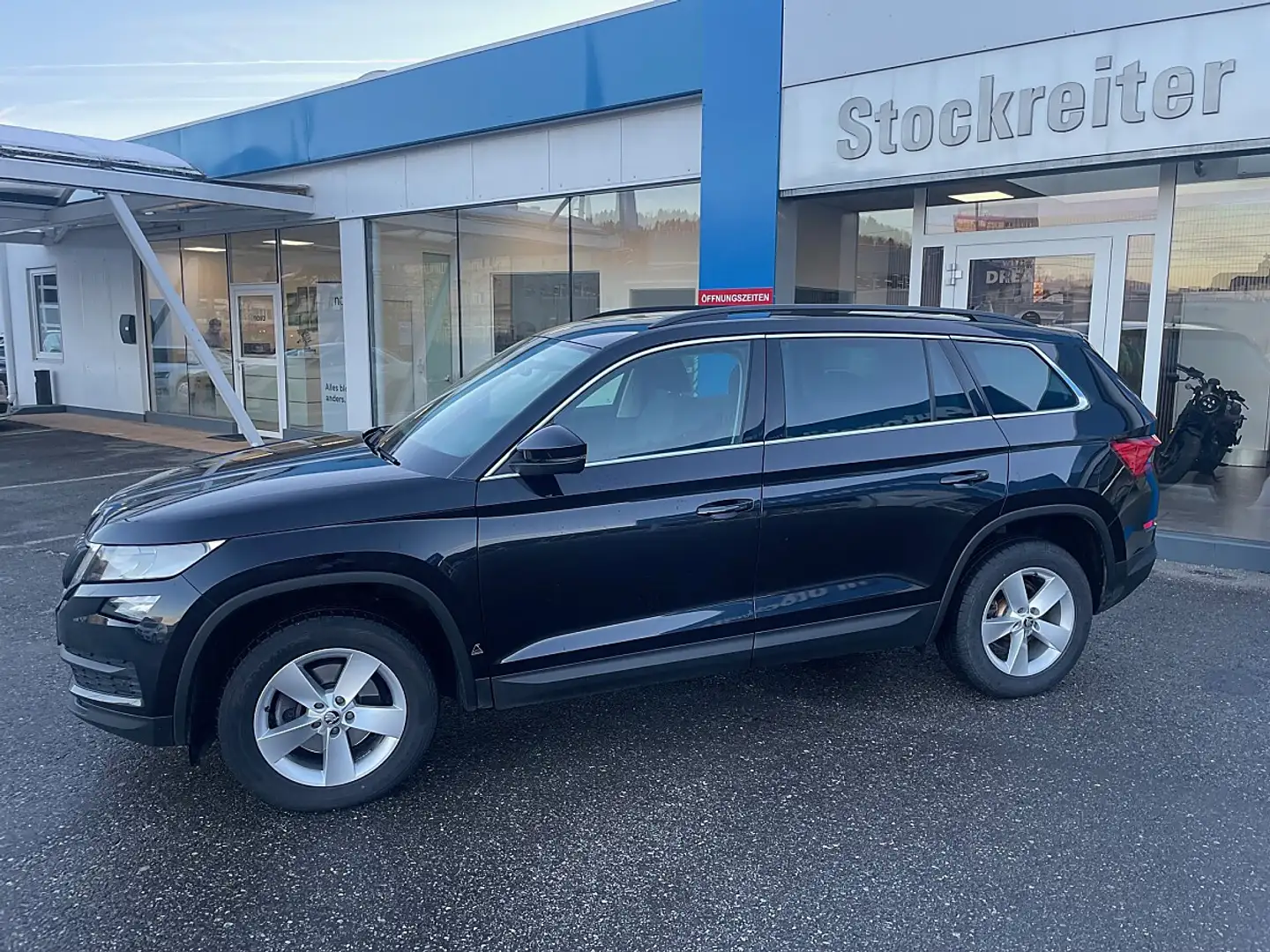 Skoda Kodiaq 2,0 TDI SCR DSG*KAMERA*NAVI*ACC*SHZ* Schwarz - 2