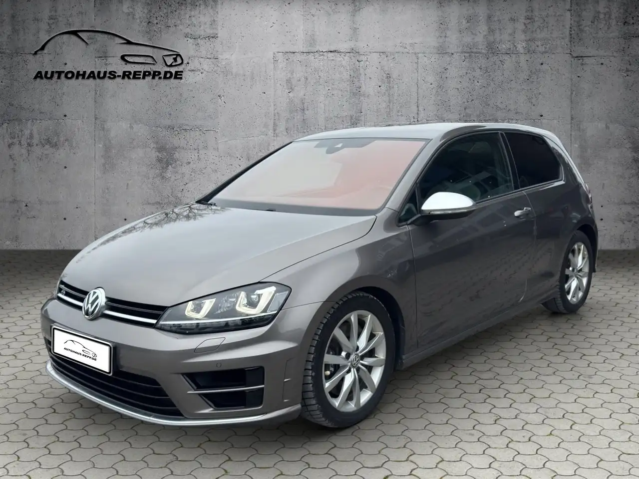 Volkswagen Golf R