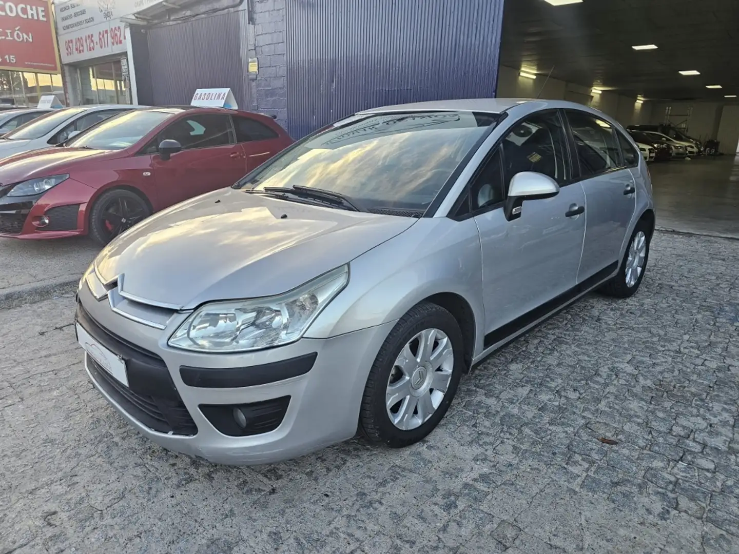 Citroen C4 1.6HDI Millenium Plateado - 2